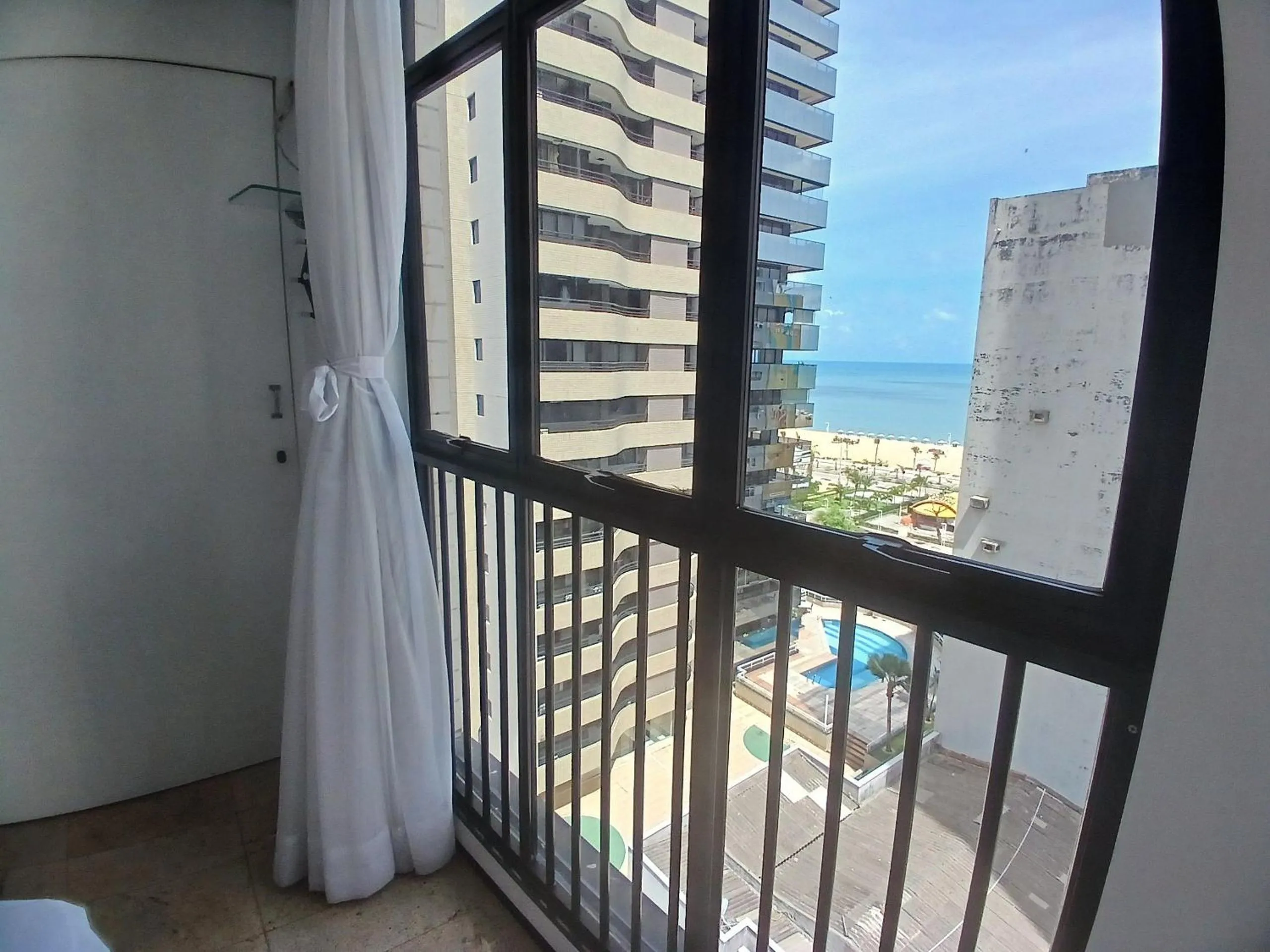 Bedroom in Flat Brasil Tropical Meireles by Escala