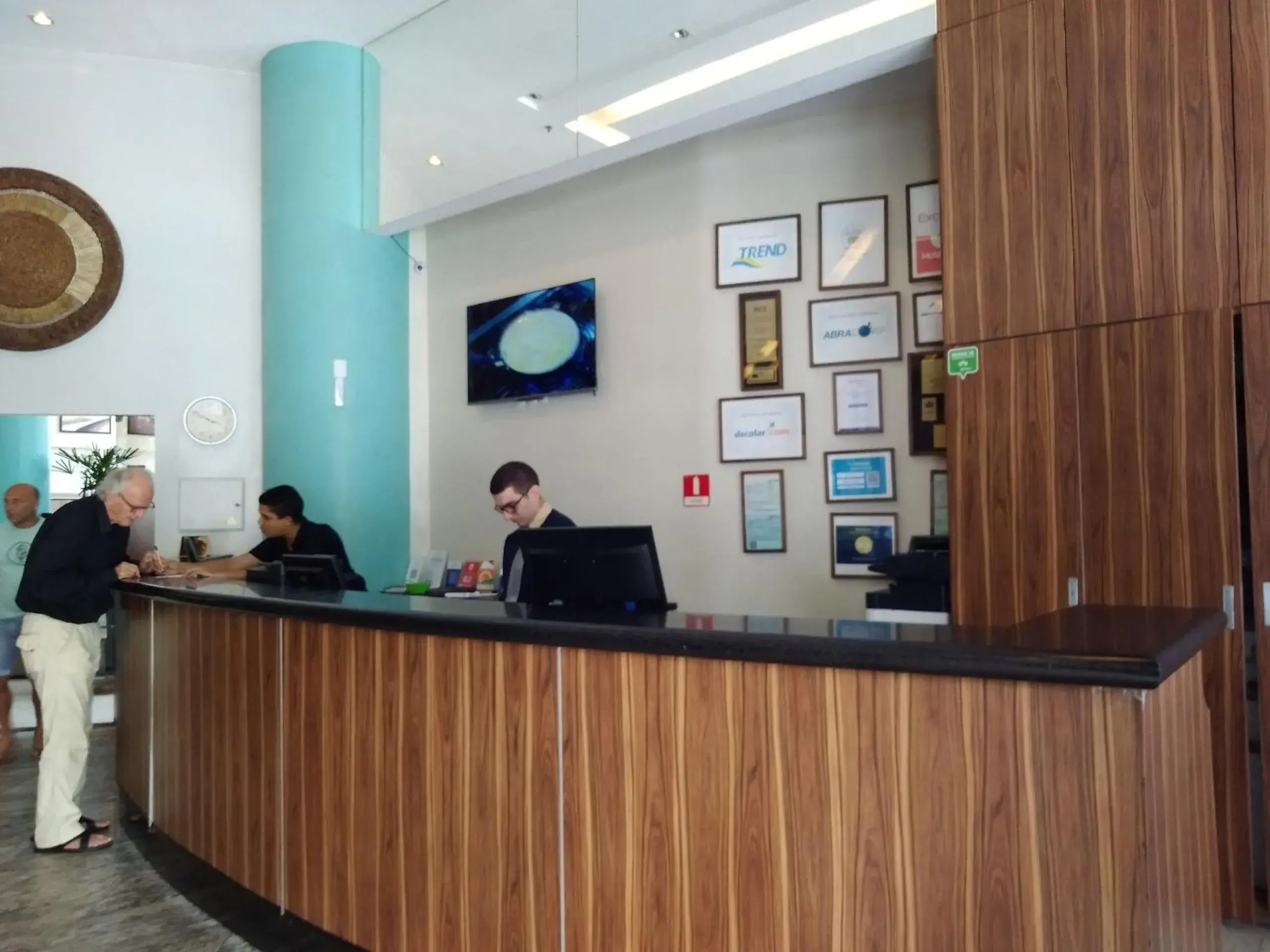 Lobby or reception in Flat Brasil Tropical Meireles by Escala Lobby or reception in Flat Brasil Tropical Meireles by Escala