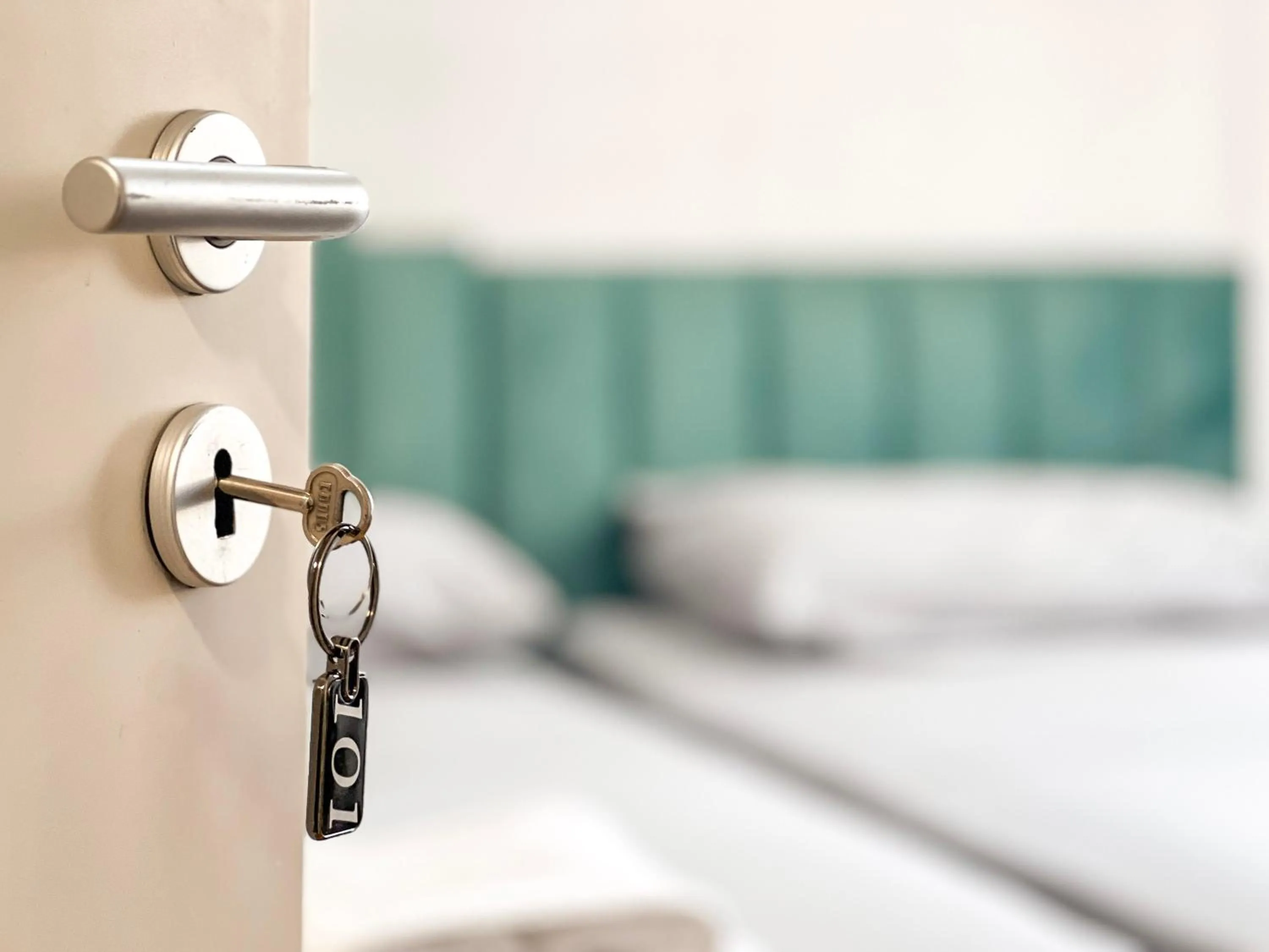 Bed in Hotel Tier Center