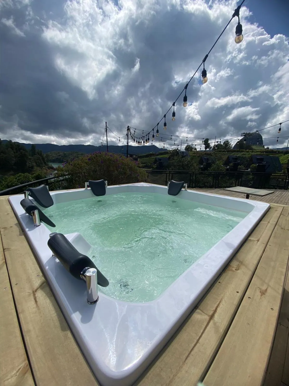 Day in GRETEL CHALETS SUIZO