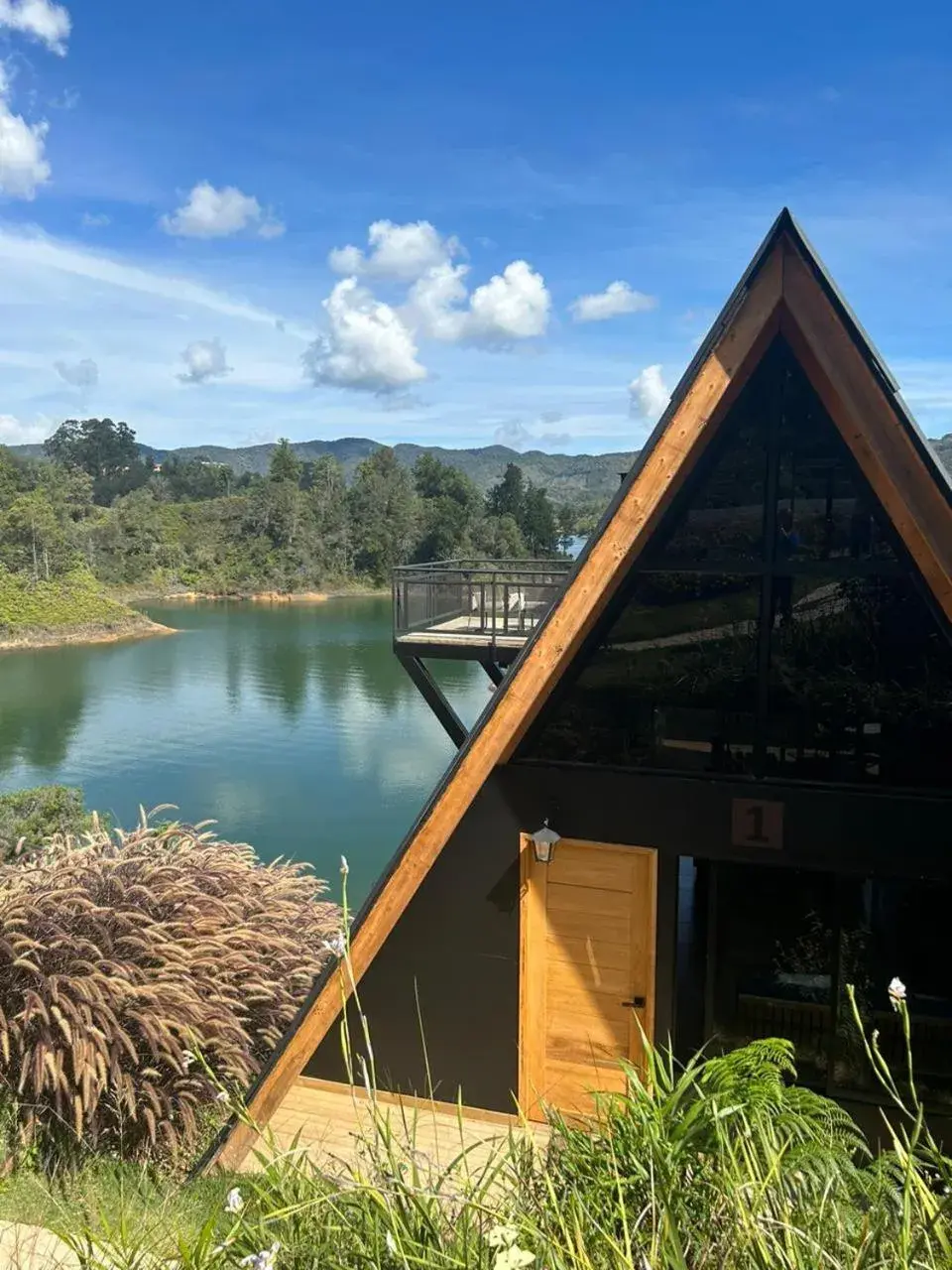 GRETEL CHALETS SUIZO GRETEL CHALETS SUIZO