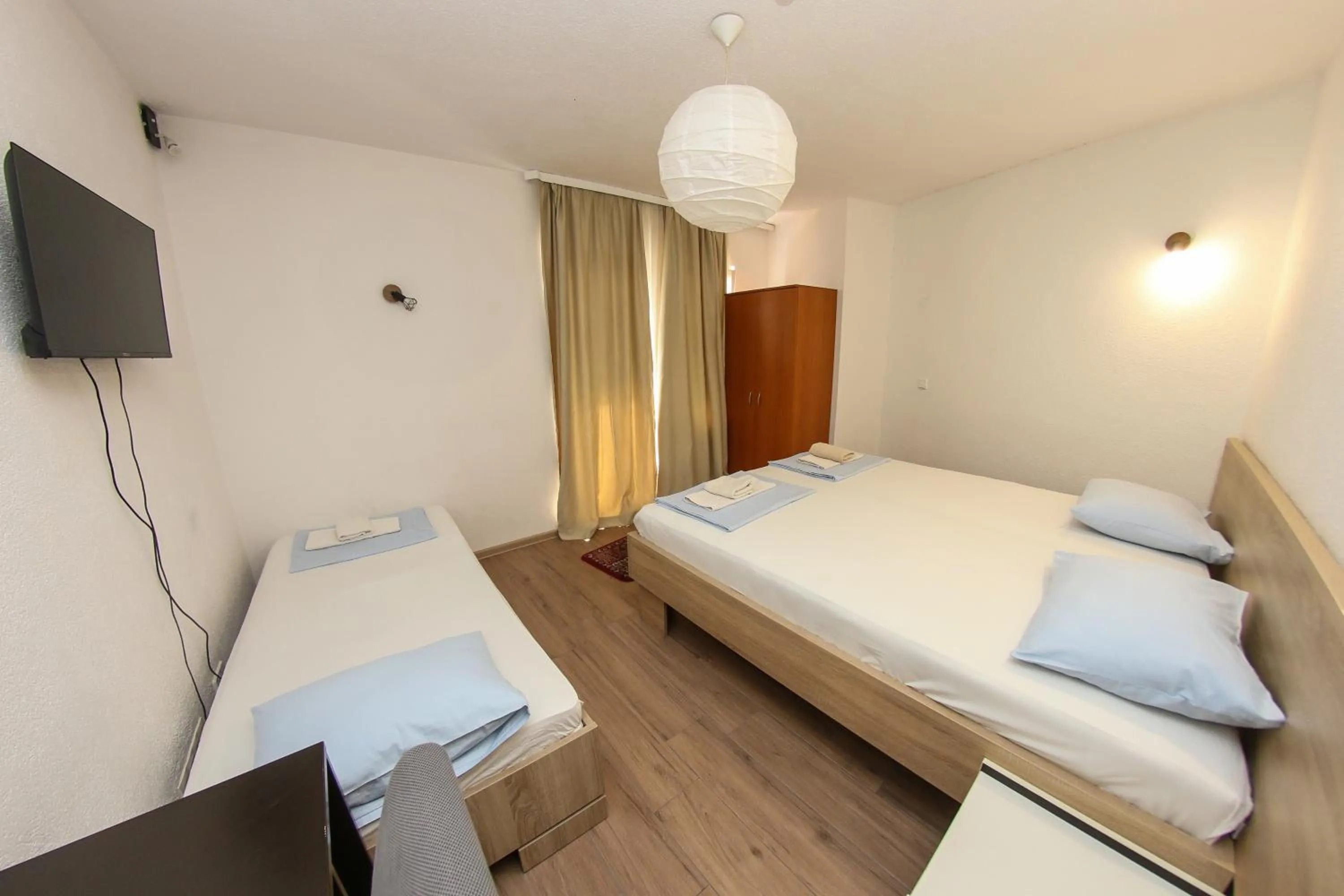 Photo of the whole room, Bed in Hotel Hayat