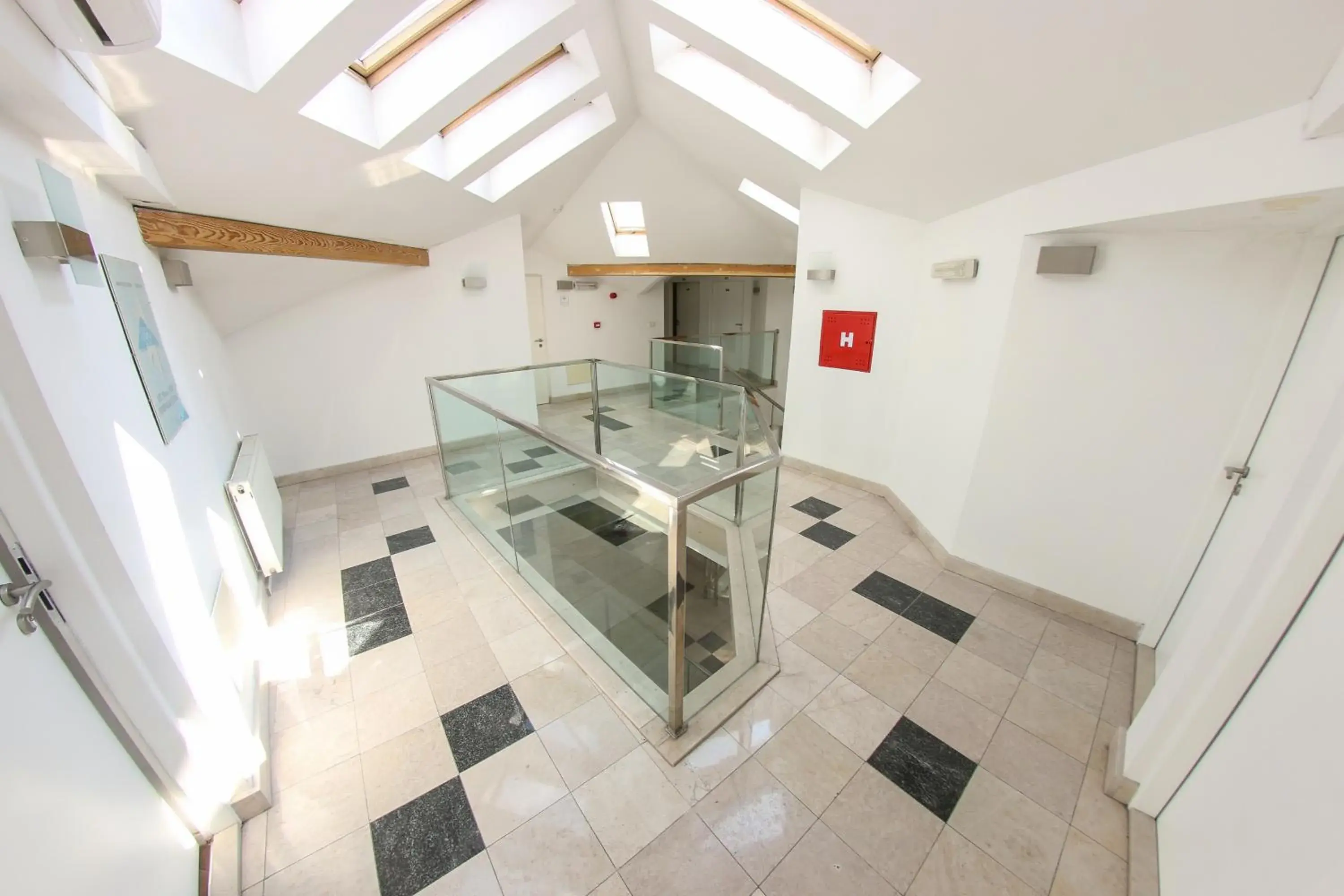 Property building in Hotel Hayat Property building in Hotel Hayat