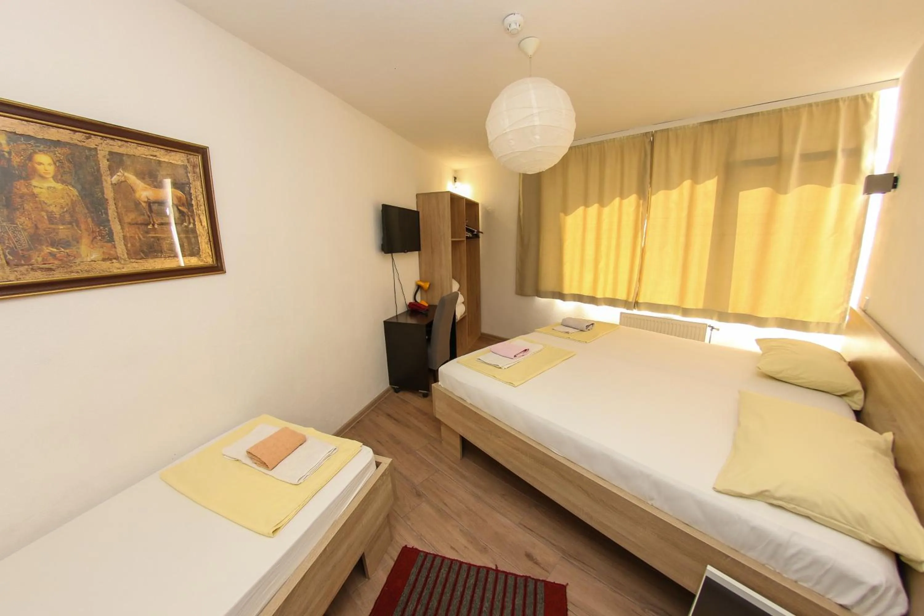 Photo of the whole room, Bed in Hotel Hayat