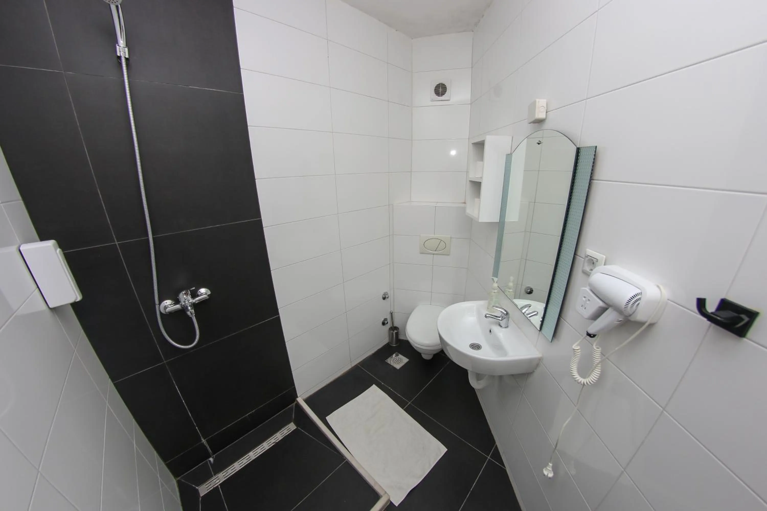 Toilet in Hotel Hayat