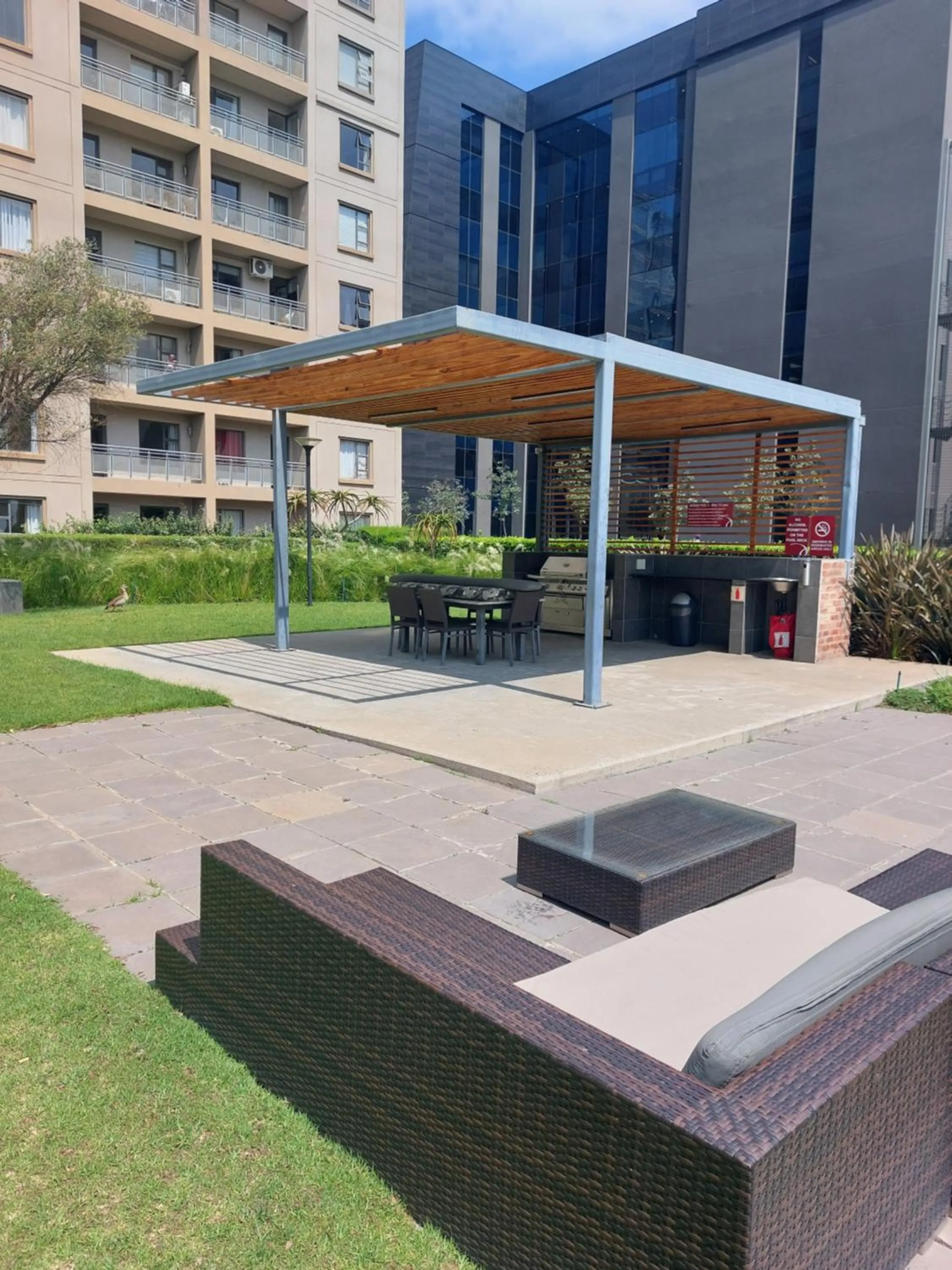 Sandton Suites Westpoint