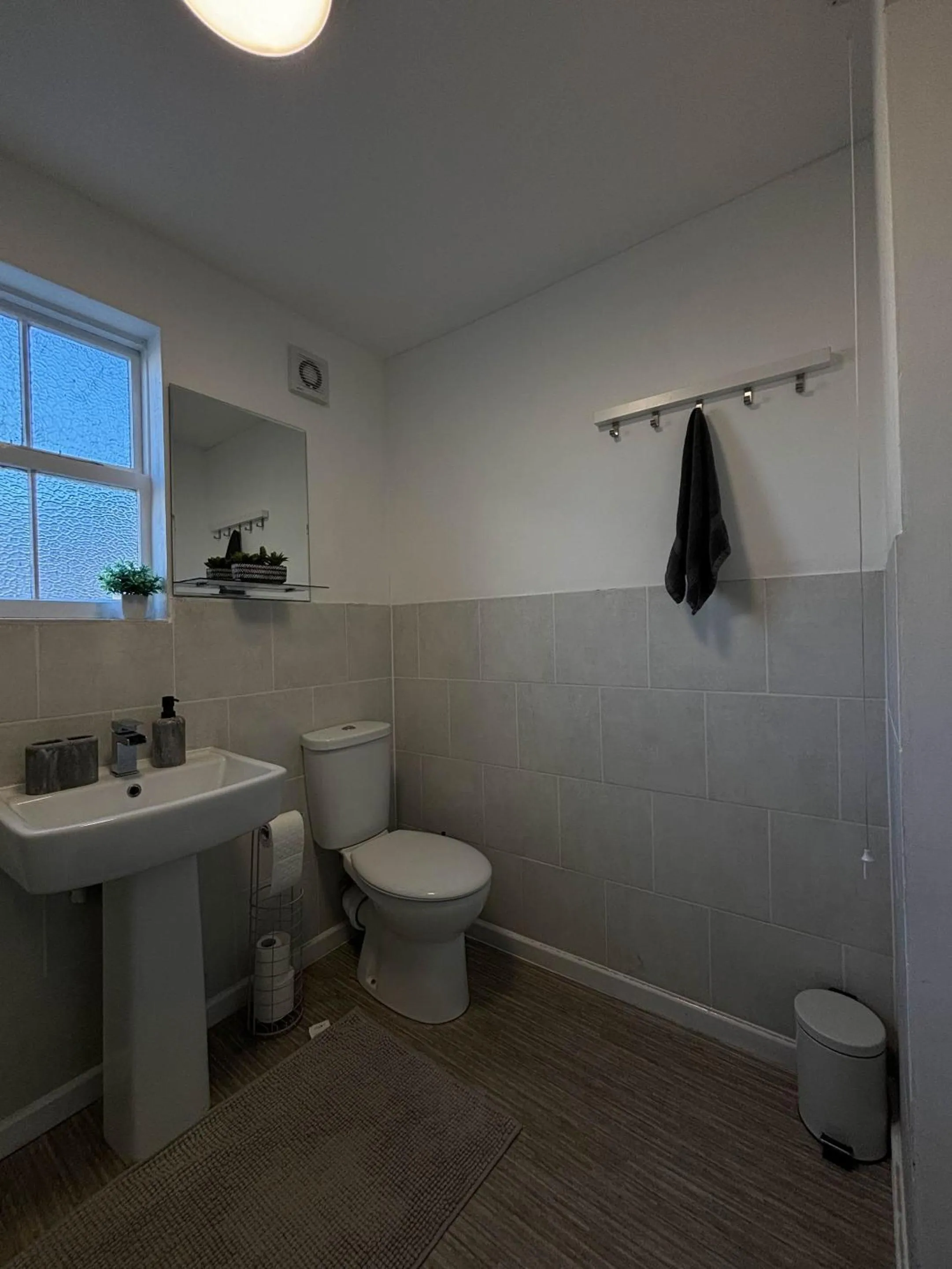 Bathroom in Coastal Comfort, Seaside Flat