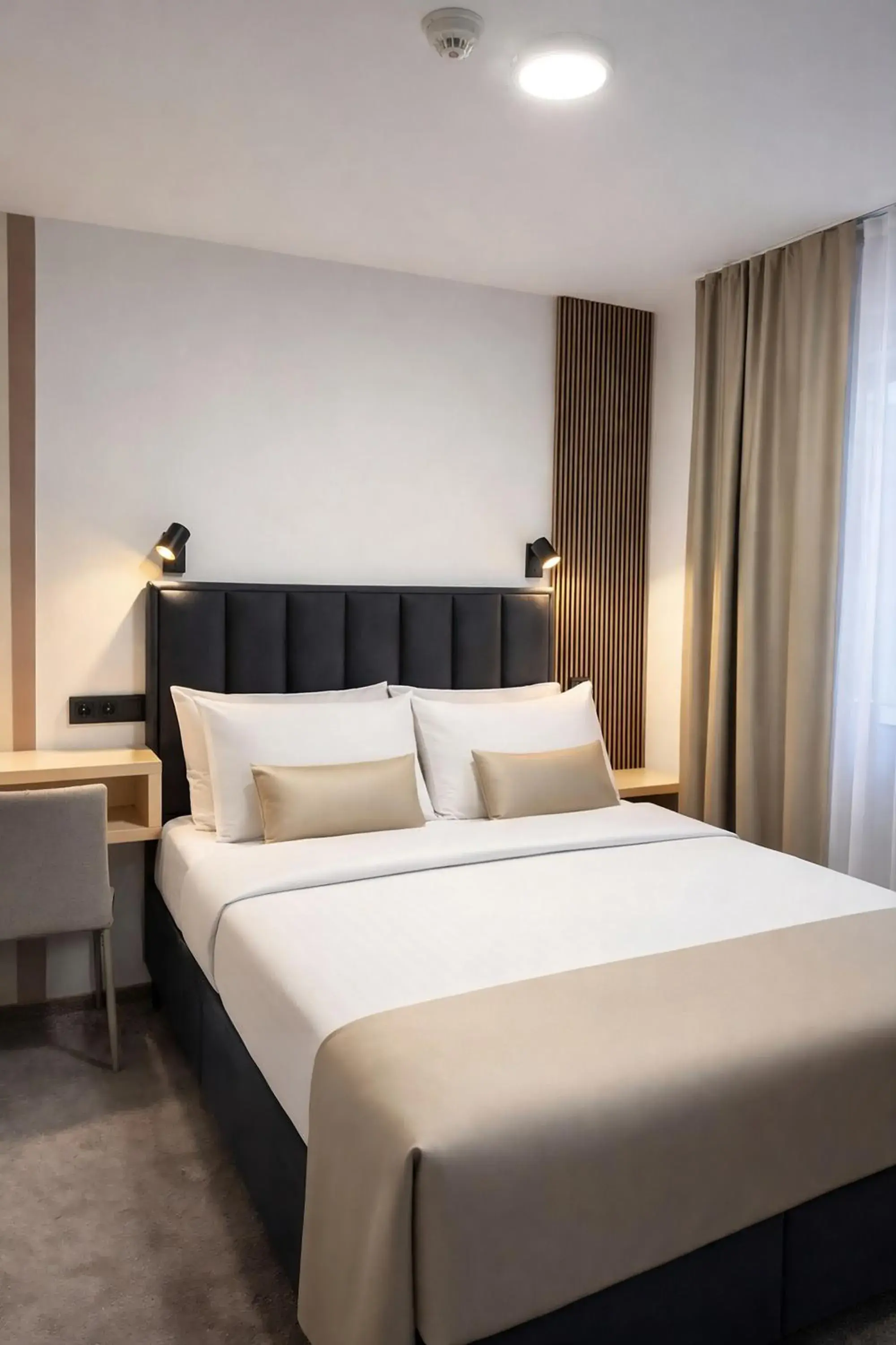 Bed in Hotel Villa Harmony - Free Parking Bed in Hotel Villa Harmony - Free Parking