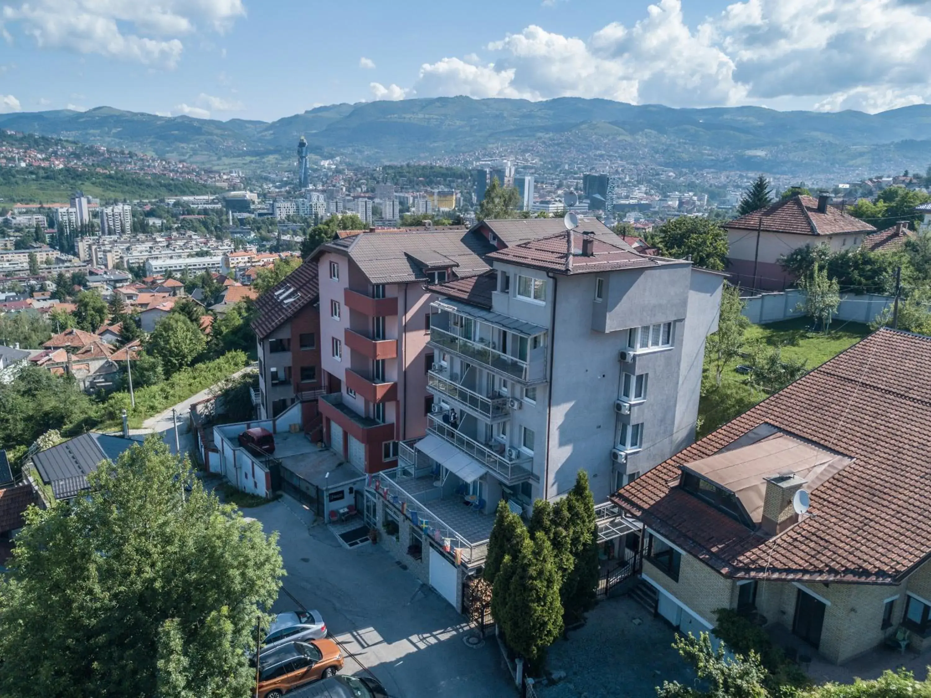 Facade/entrance in Hotel Villa Harmony - Free Parking Facade/entrance in Hotel Villa Harmony - Free Parking