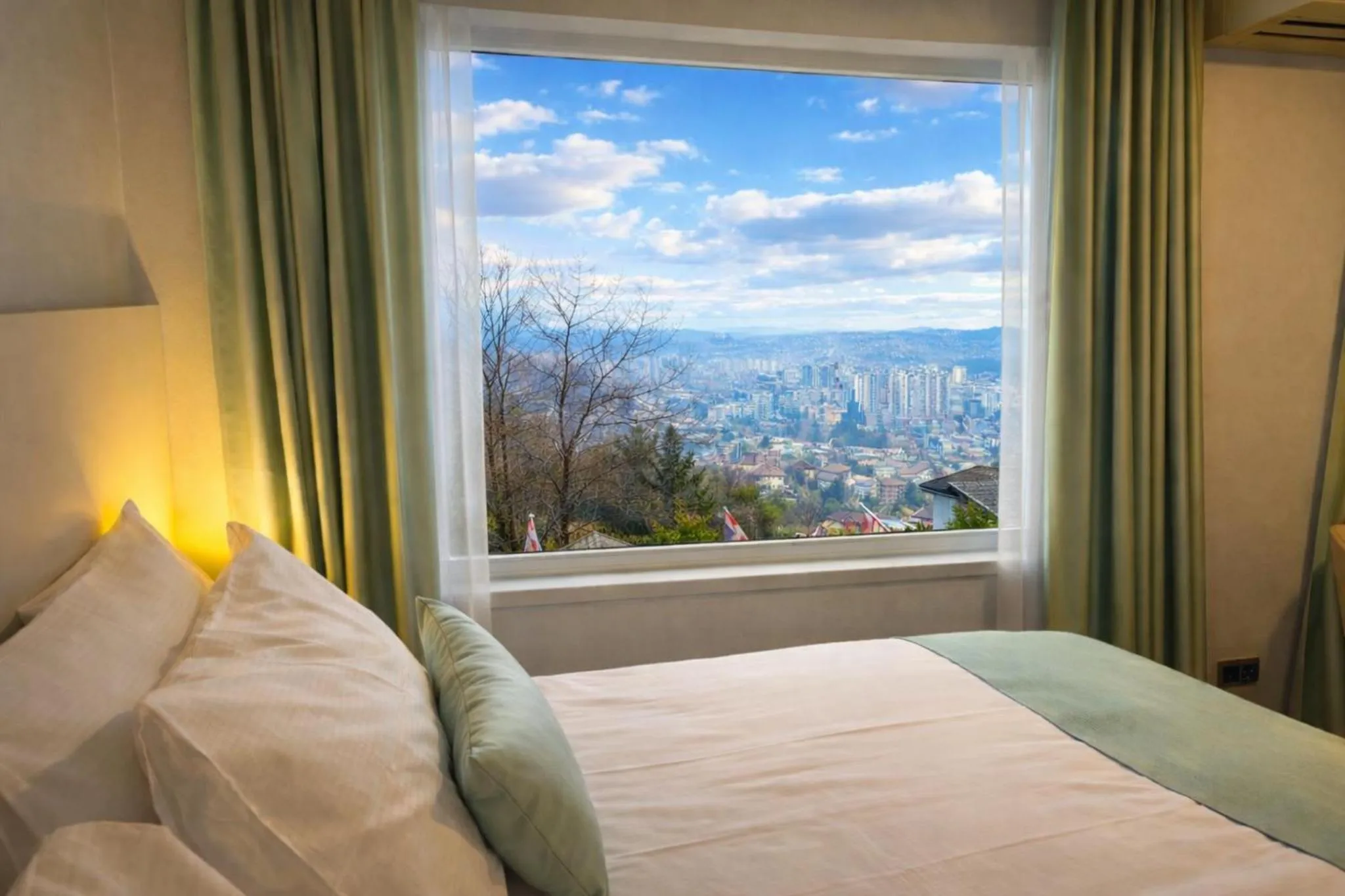 City view, Bed in Hotel Villa Harmony - Panoramic View & Free Parking