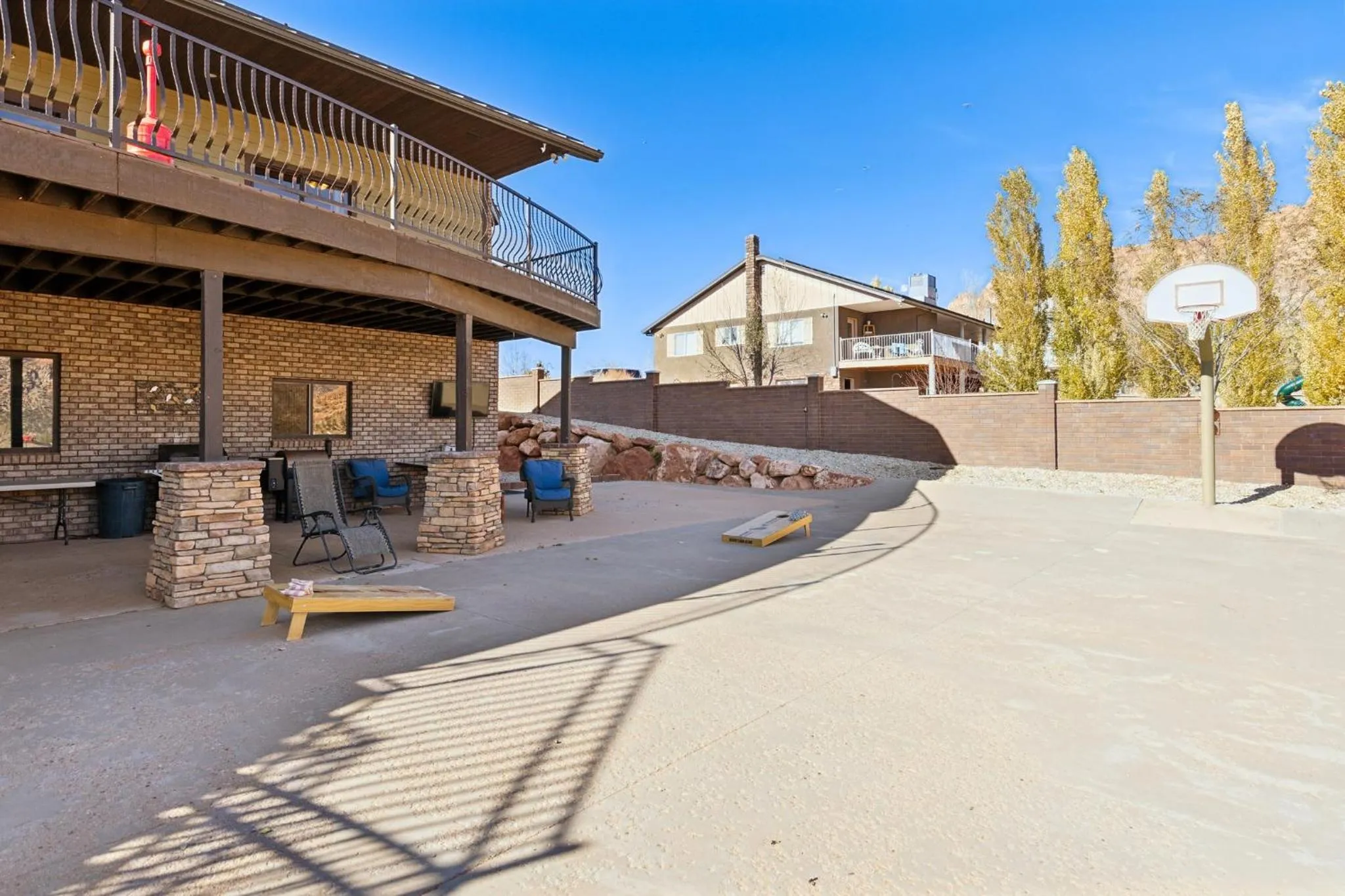 Property building in Zion Cliff Lodge