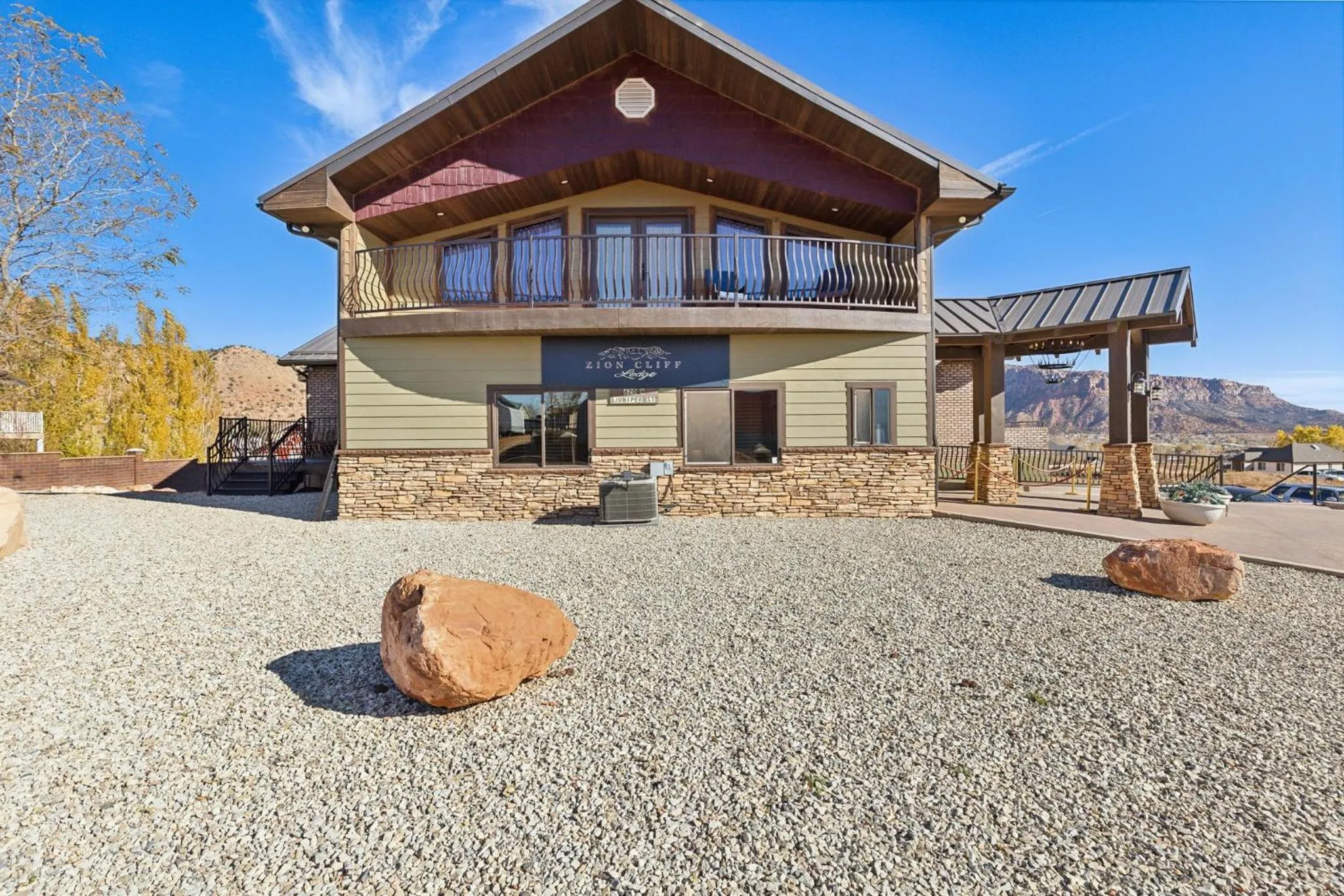 Property building in Zion Cliff Lodge