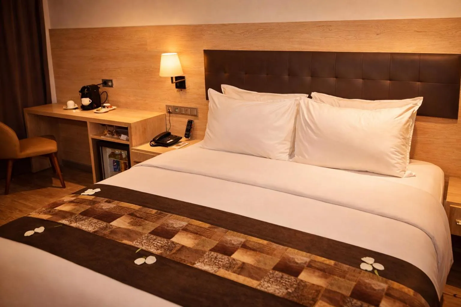 Bedroom, Bed in Anezi Tower Hotel