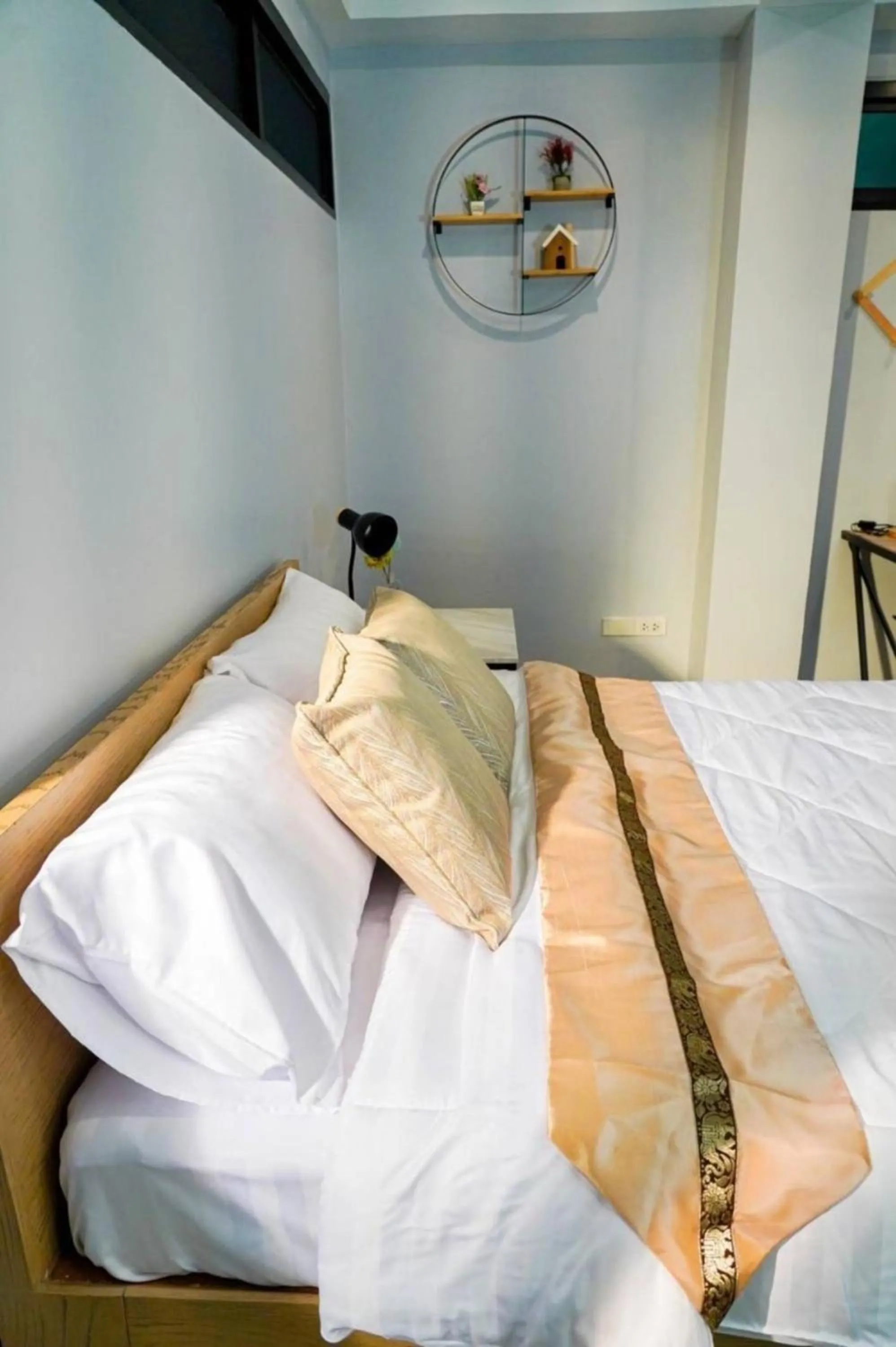 Bed in BnB98 Silom Hotel