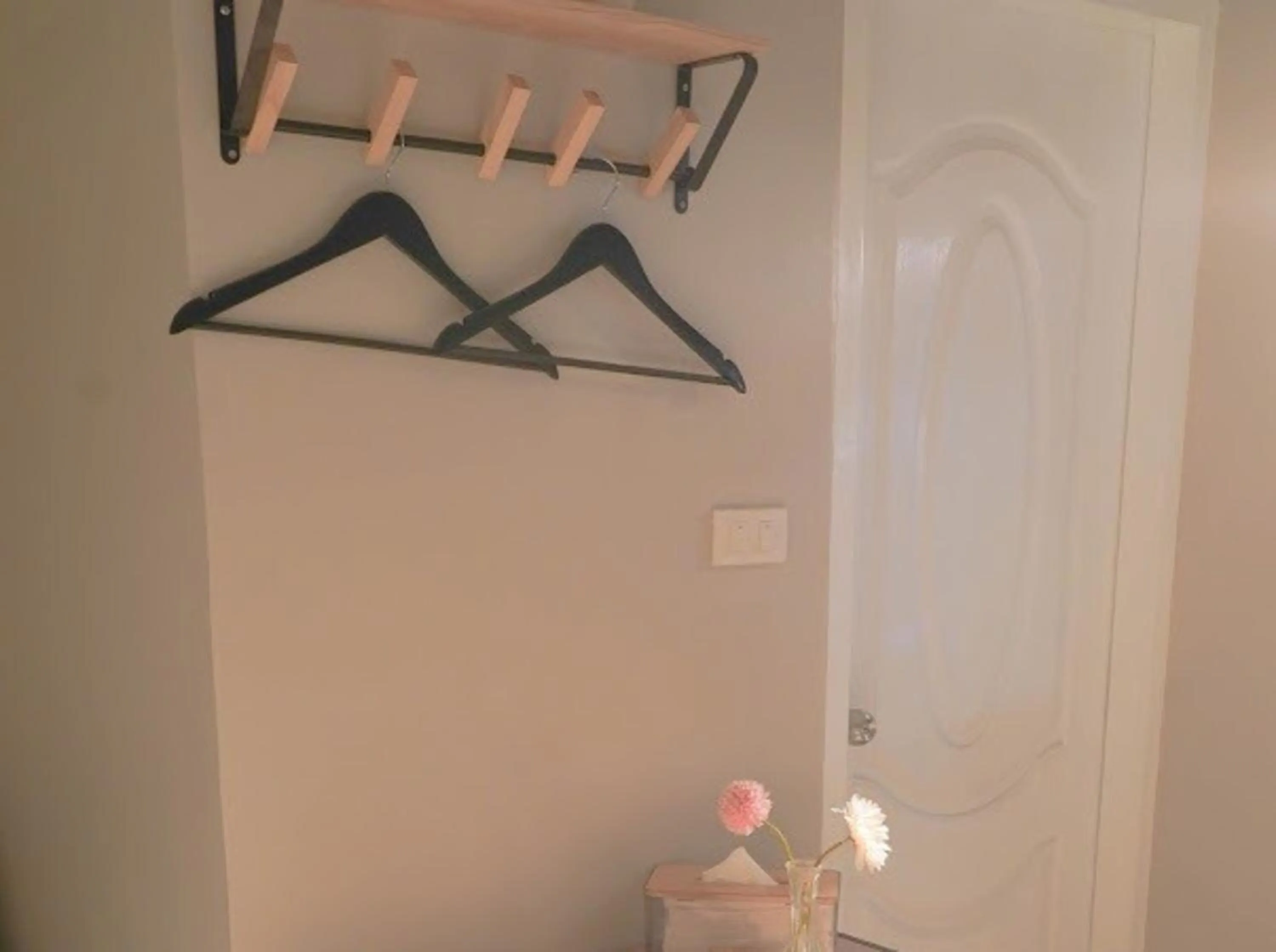 wardrobe in BnB98 Silom Hotel