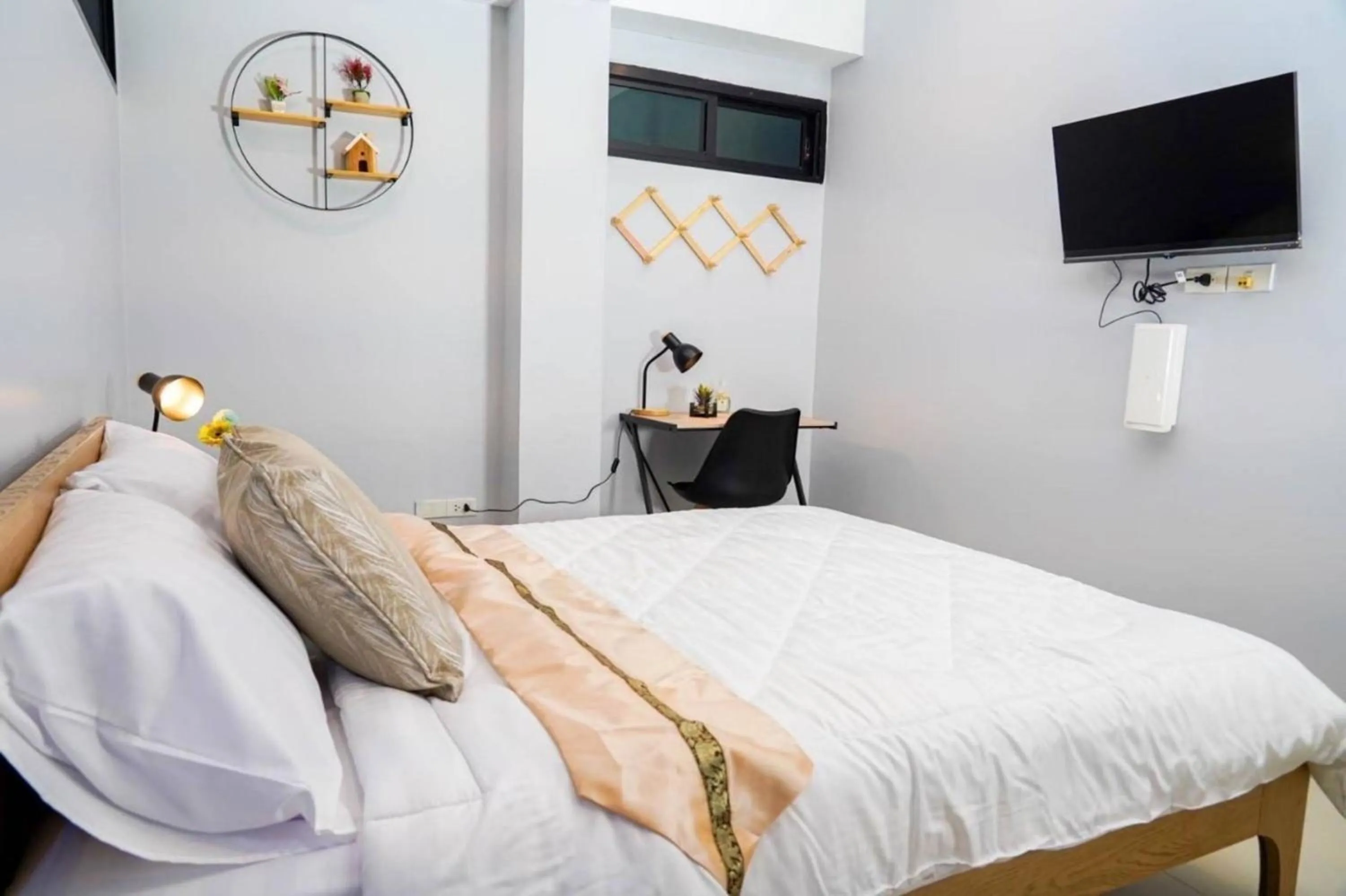 Bed in BnB98 Silom Hotel