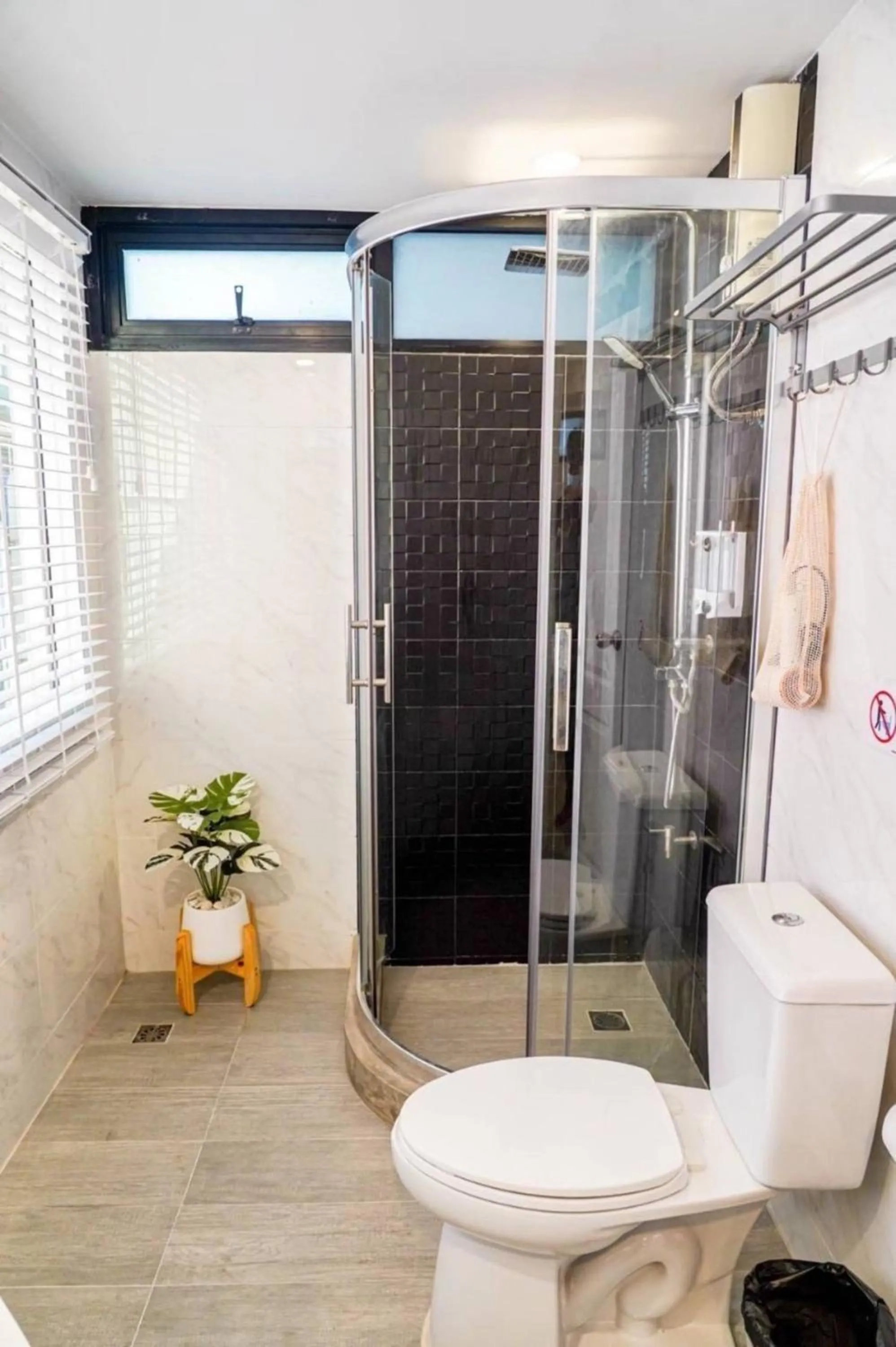 Shower in BnB98 Silom Hotel