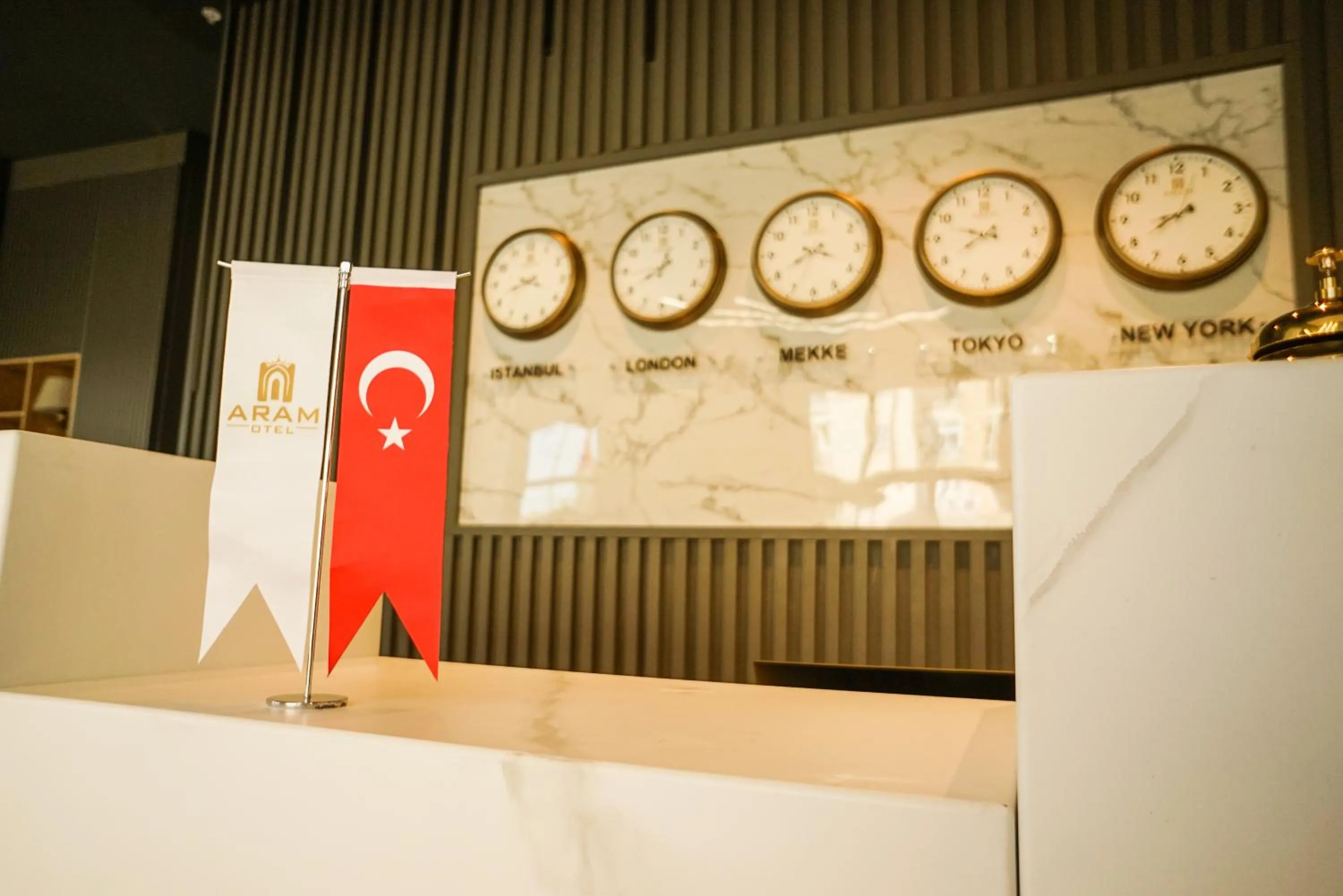 Lobby or reception in Aram Otel Business & Luxury