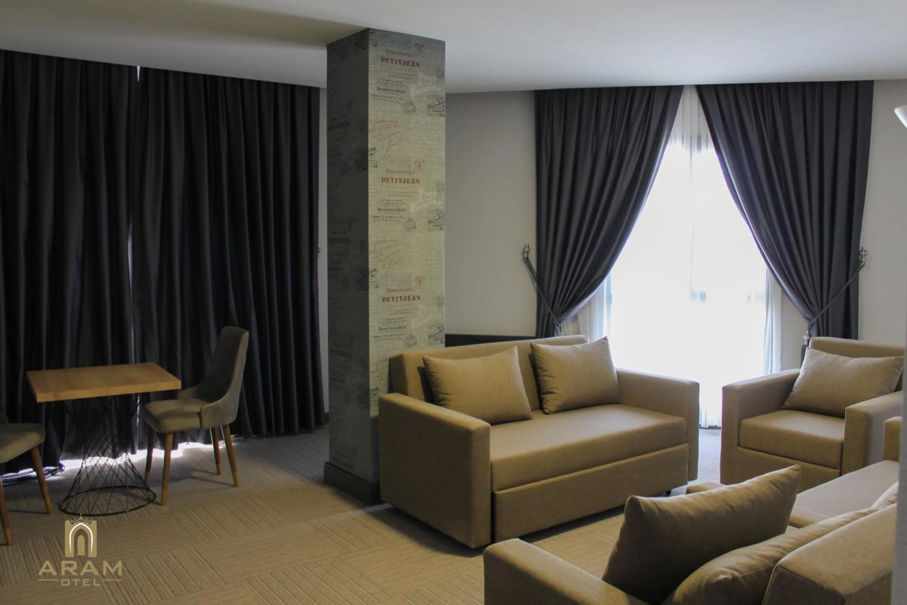 Living room in Aram Otel Business & Luxury