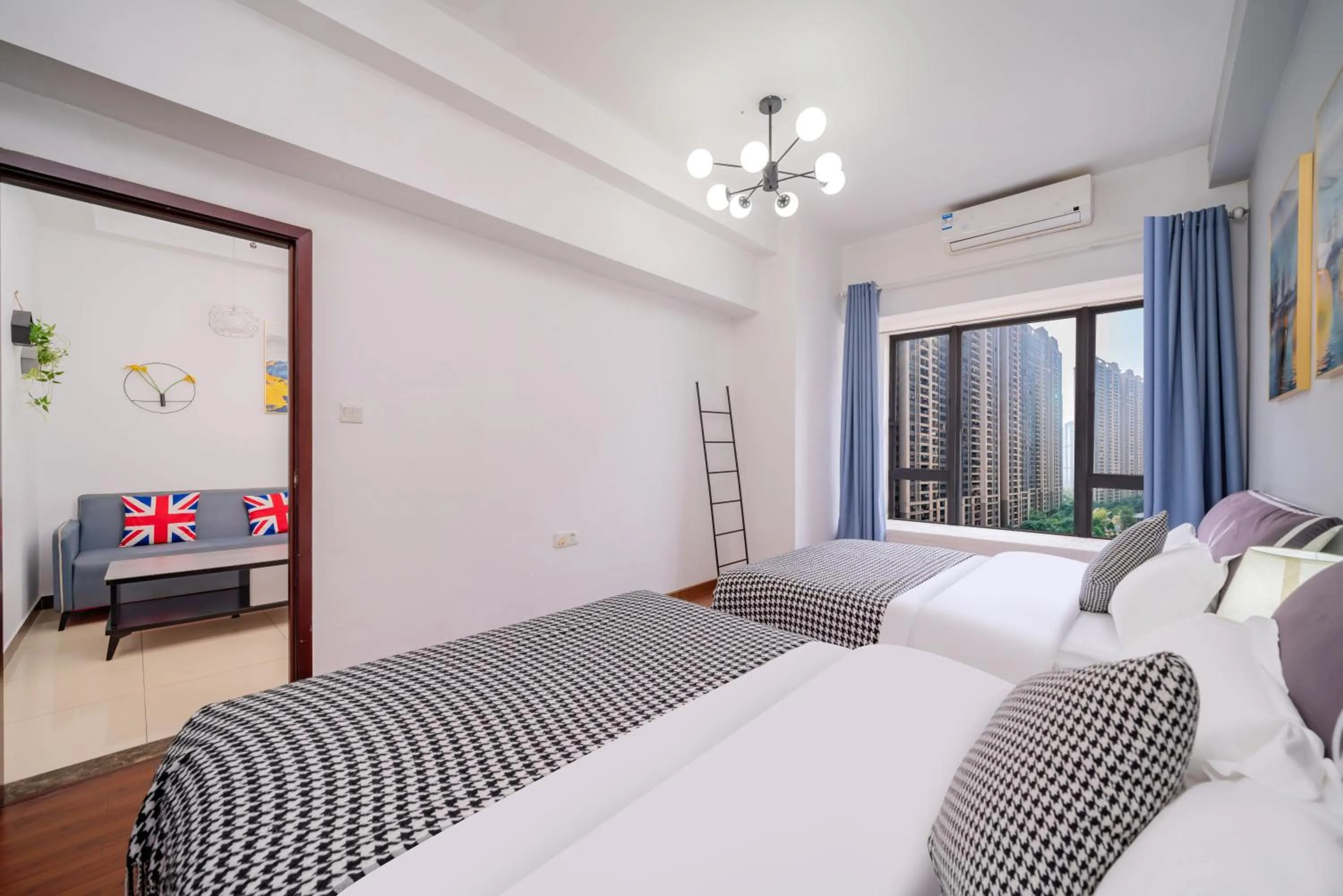 Guangzhou Lijing Aparthotel Pazhou Exhibition Center - Next to Exit D of Wanshengwei MTR Station