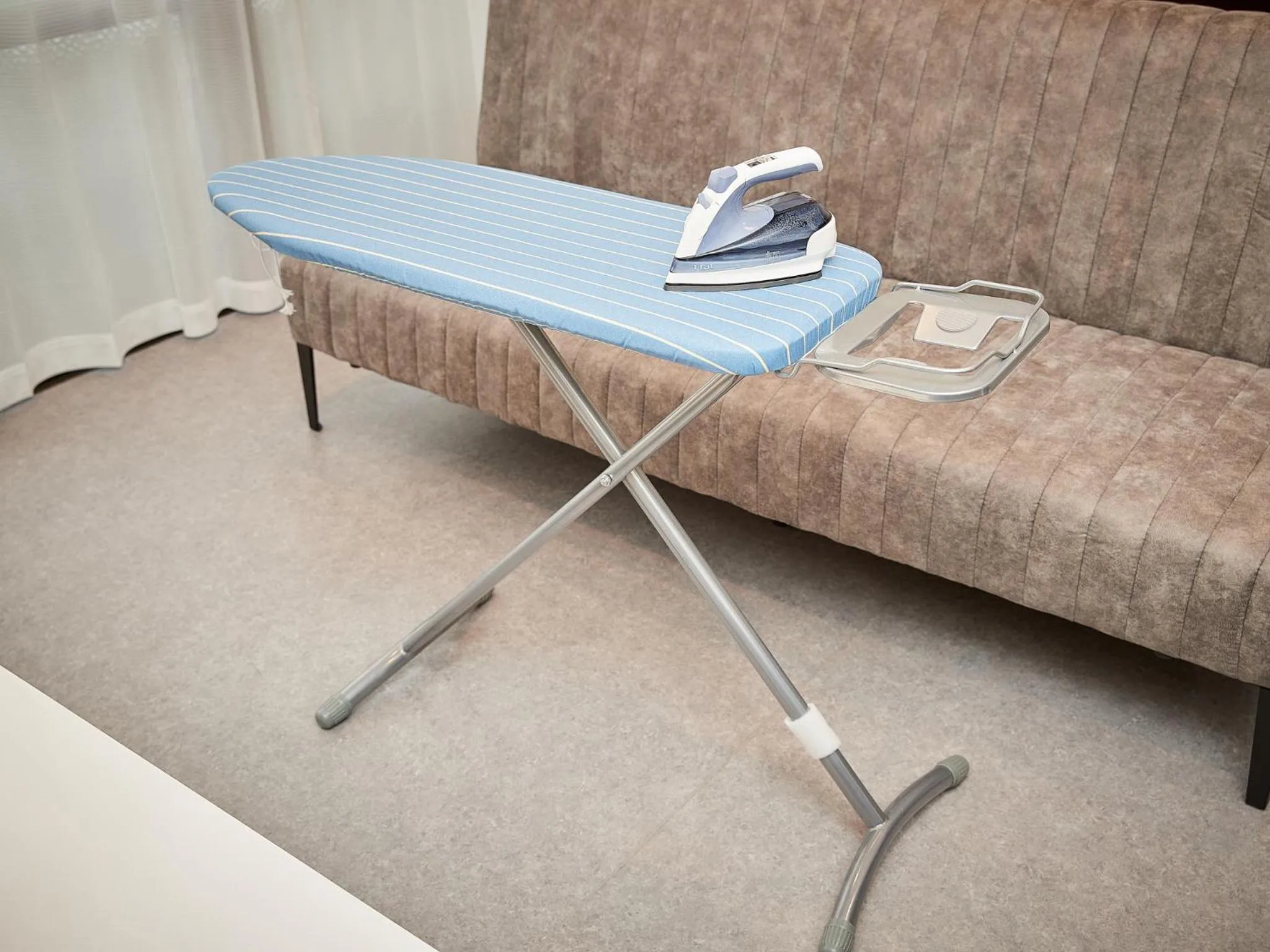 furniture in Guest house II Rokumarukan