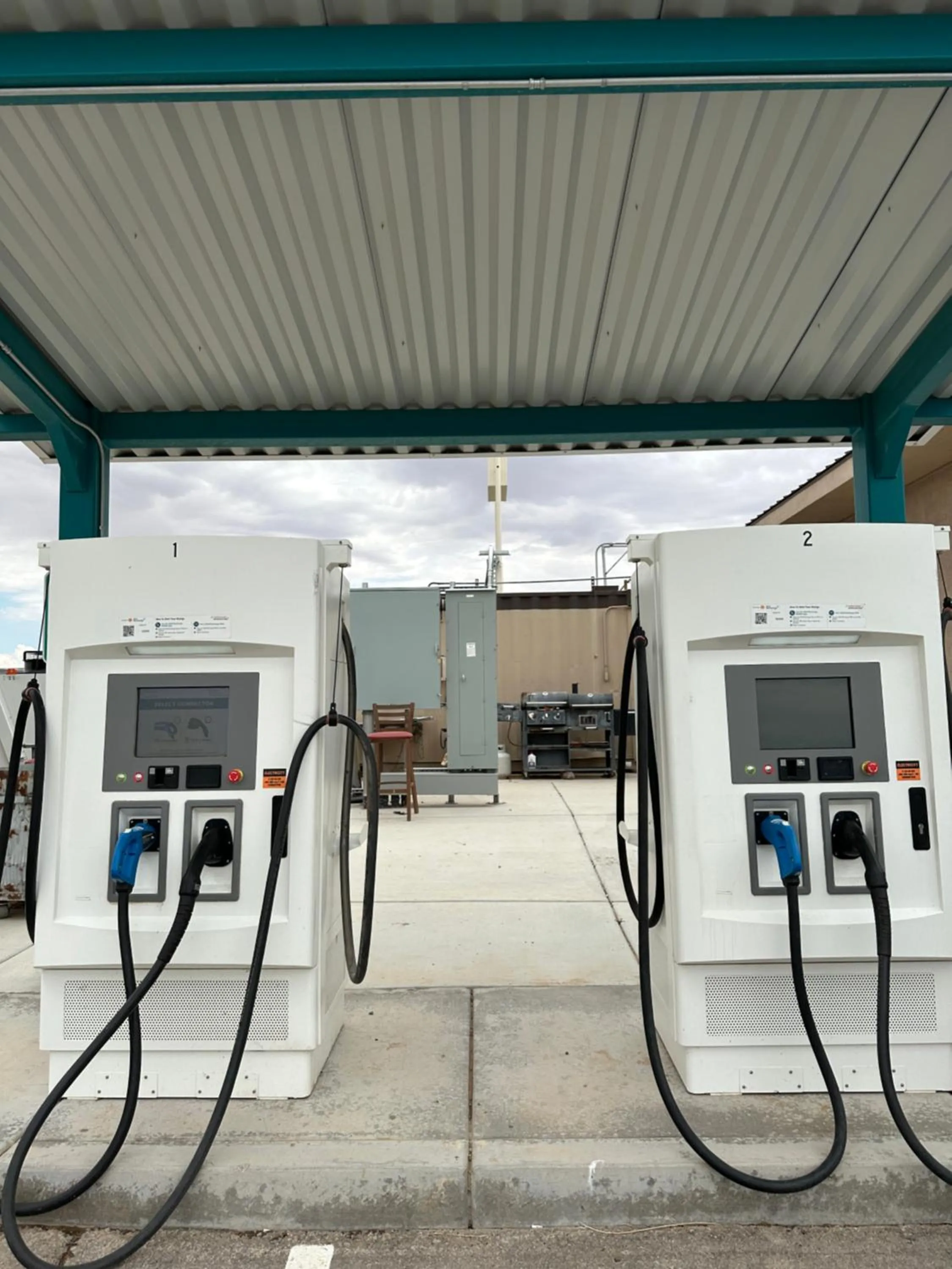 Parking in Moapa Motel