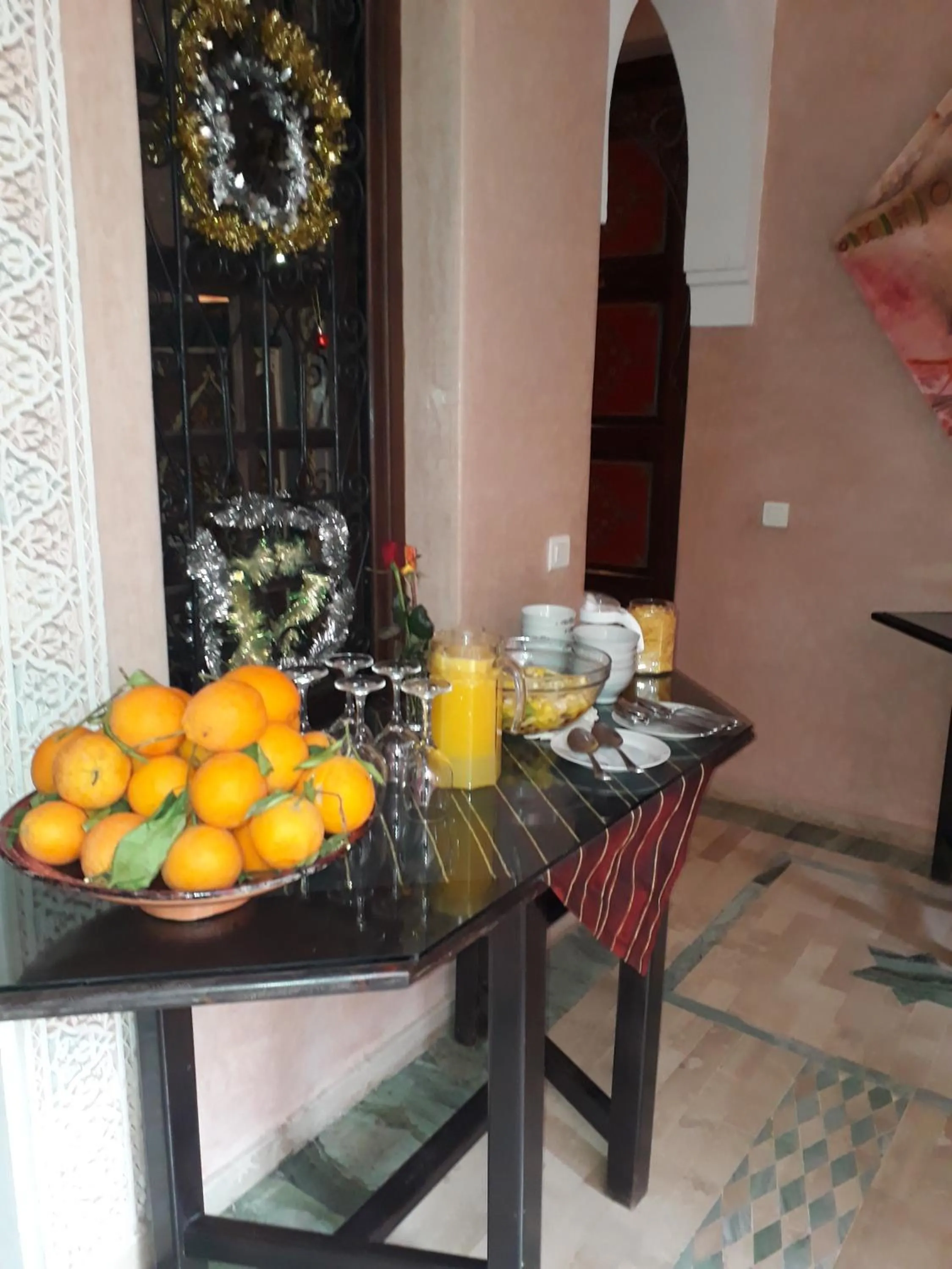 Buffet breakfast in Riad Mazal