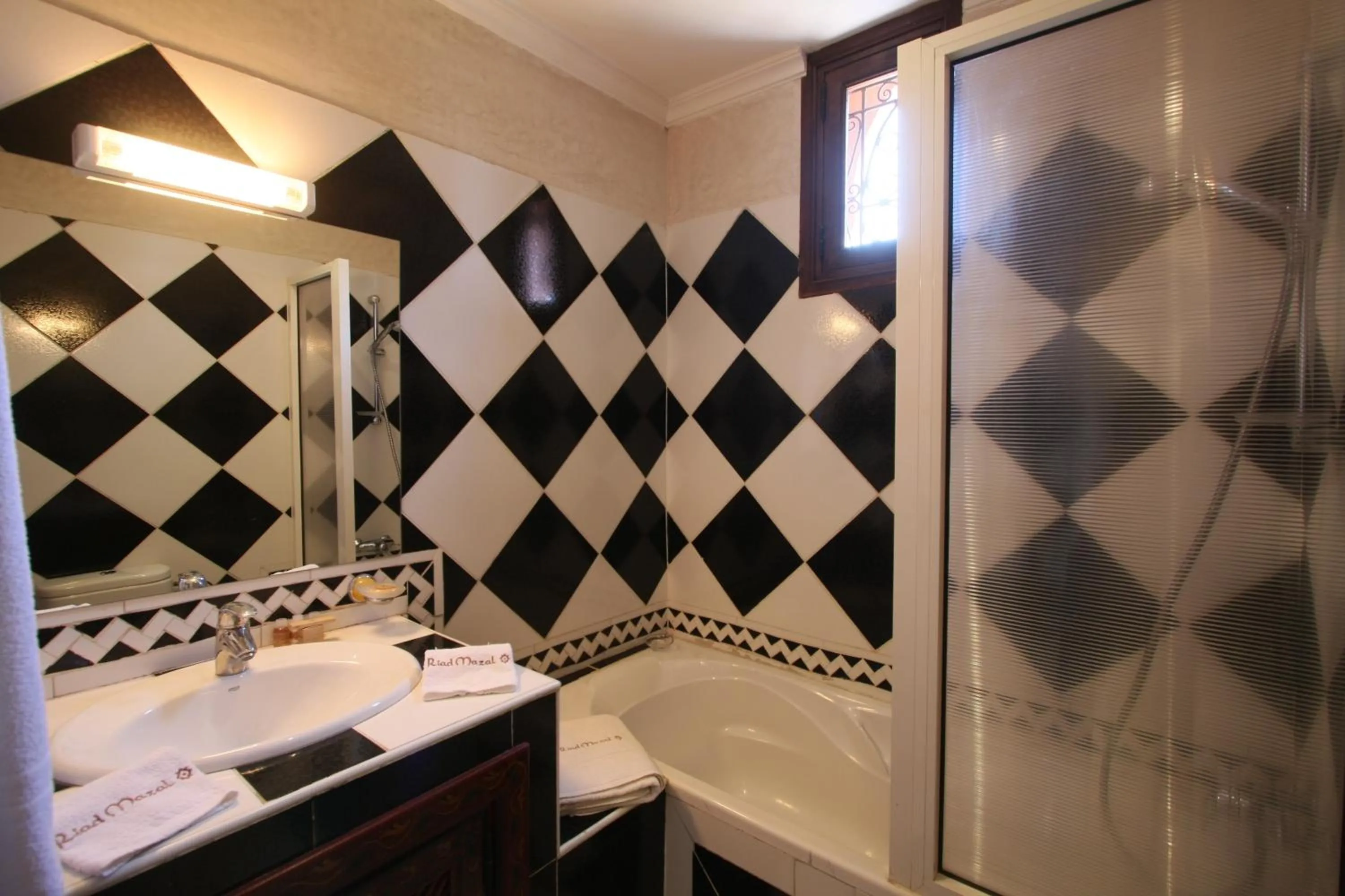 Toilet in Riad Mazal