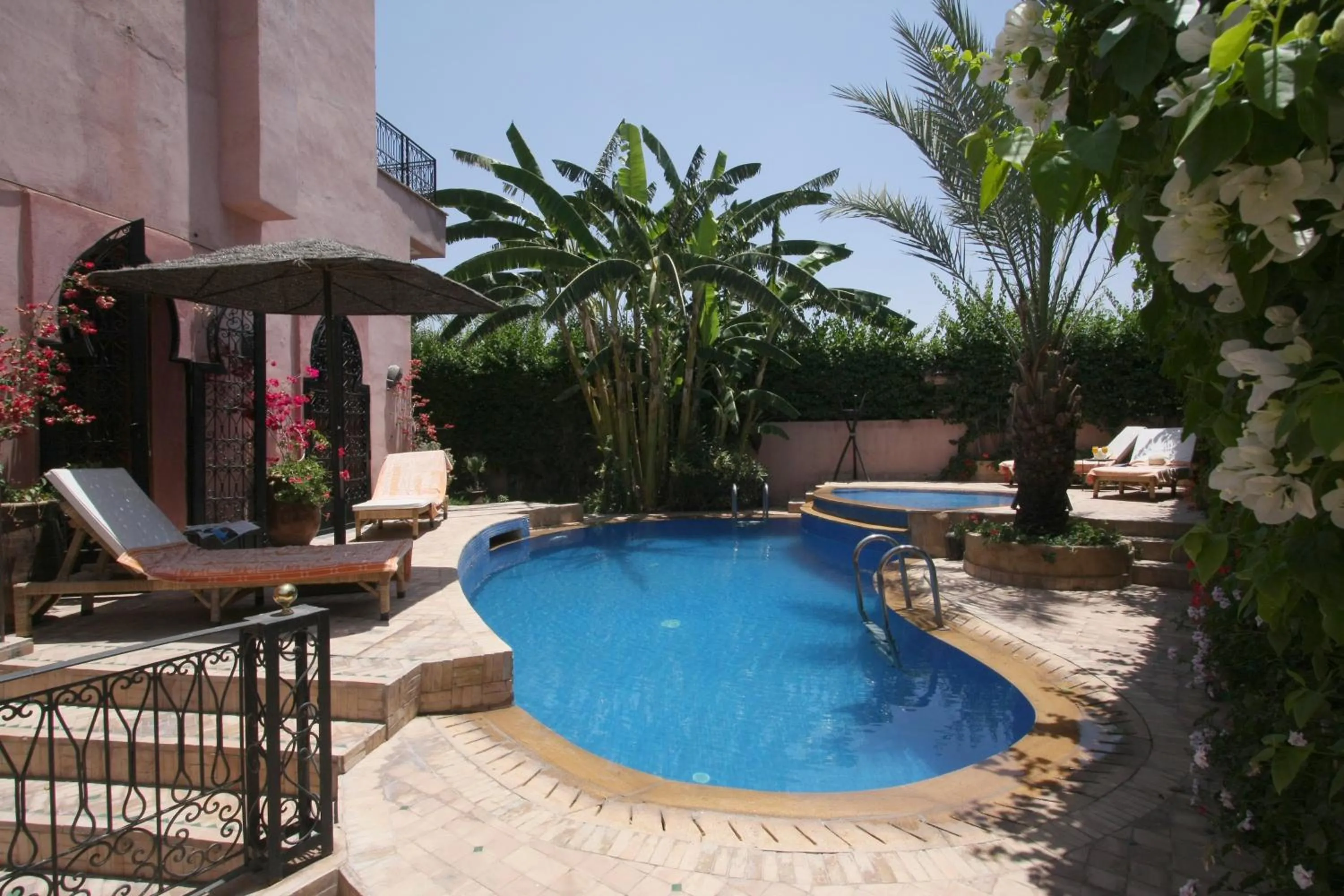 Swimming pool in Riad Mazal