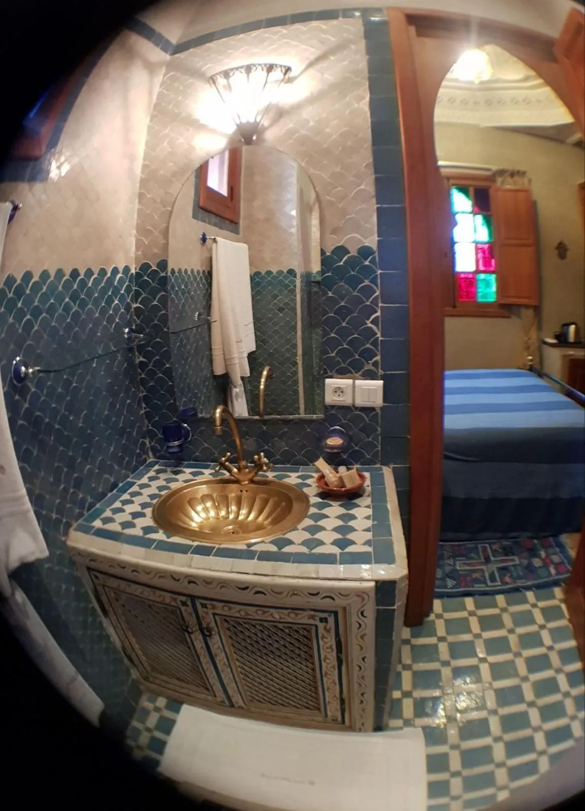 Bathroom, Bed in Riad Mazal