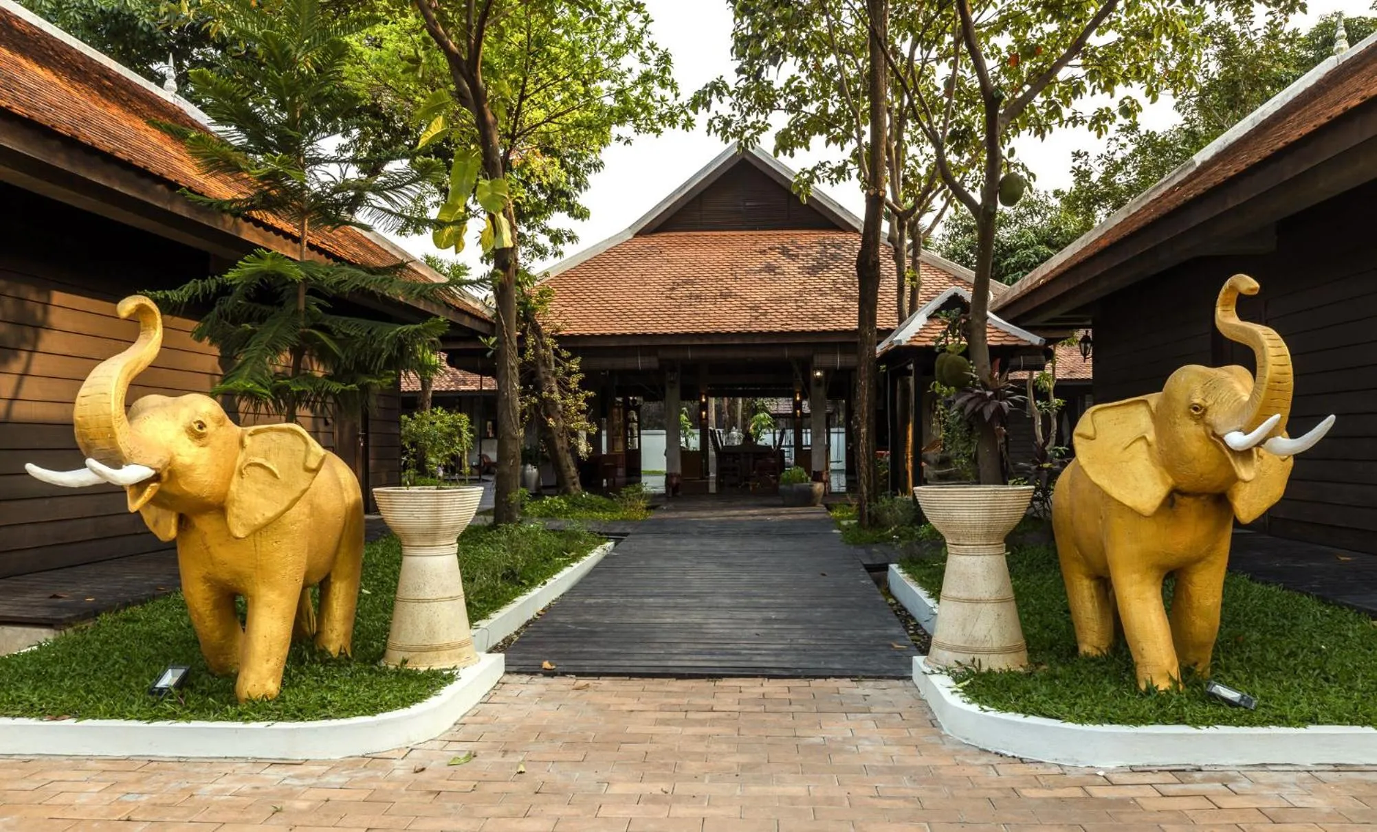 Day in SOK VILLA by Angkorstays