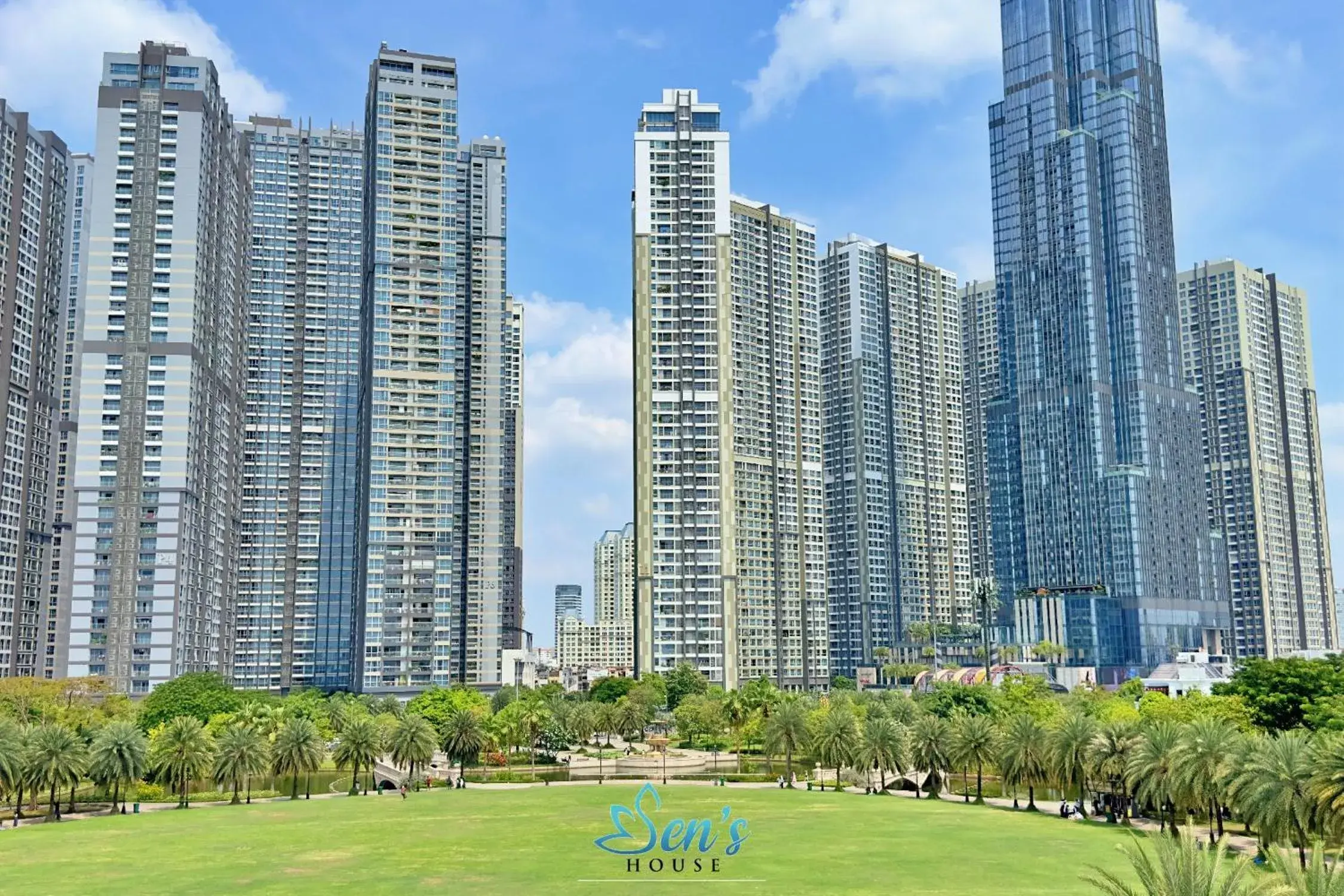 Property building in Sens House Saigon - Serviced Apartments in Vinhomes Central Park Property building in Sens House Saigon - Serviced Apartments in Vinhomes Central Park