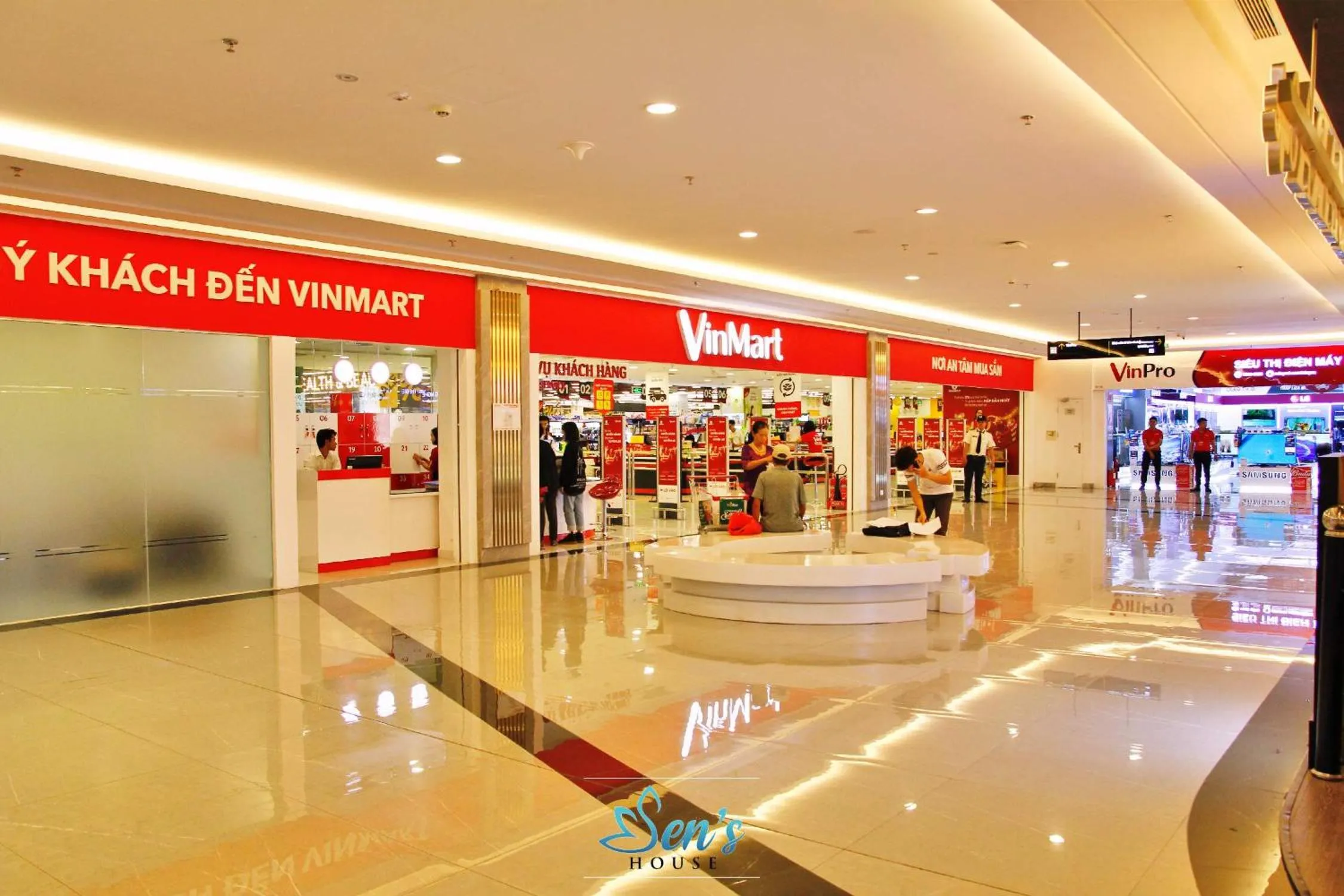 Shopping Area in Sens House Saigon - Serviced Apartments in Vinhomes Central Park