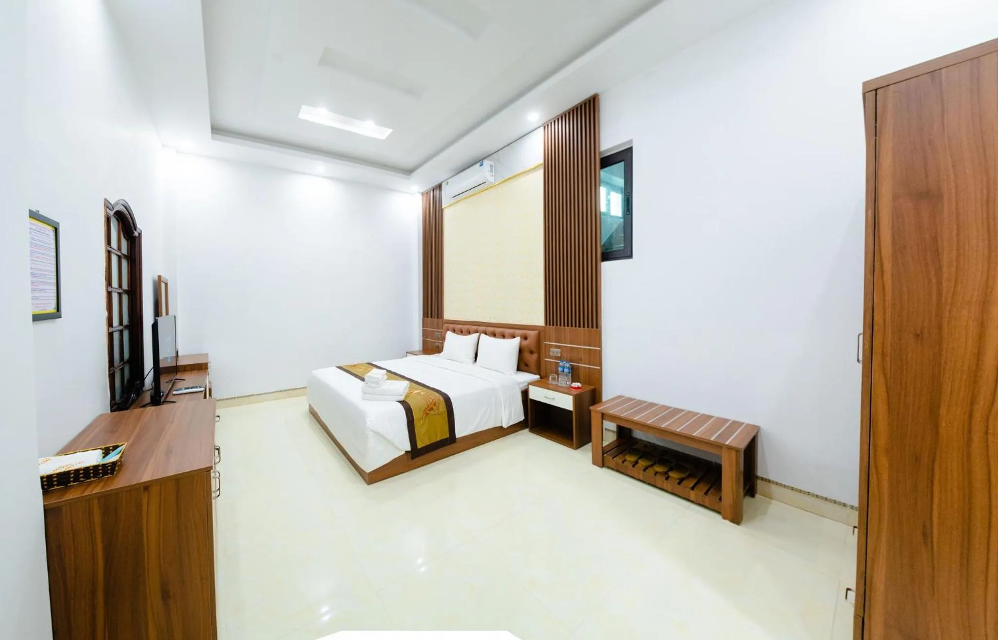 Bed in Hồng Ngọc Hotel