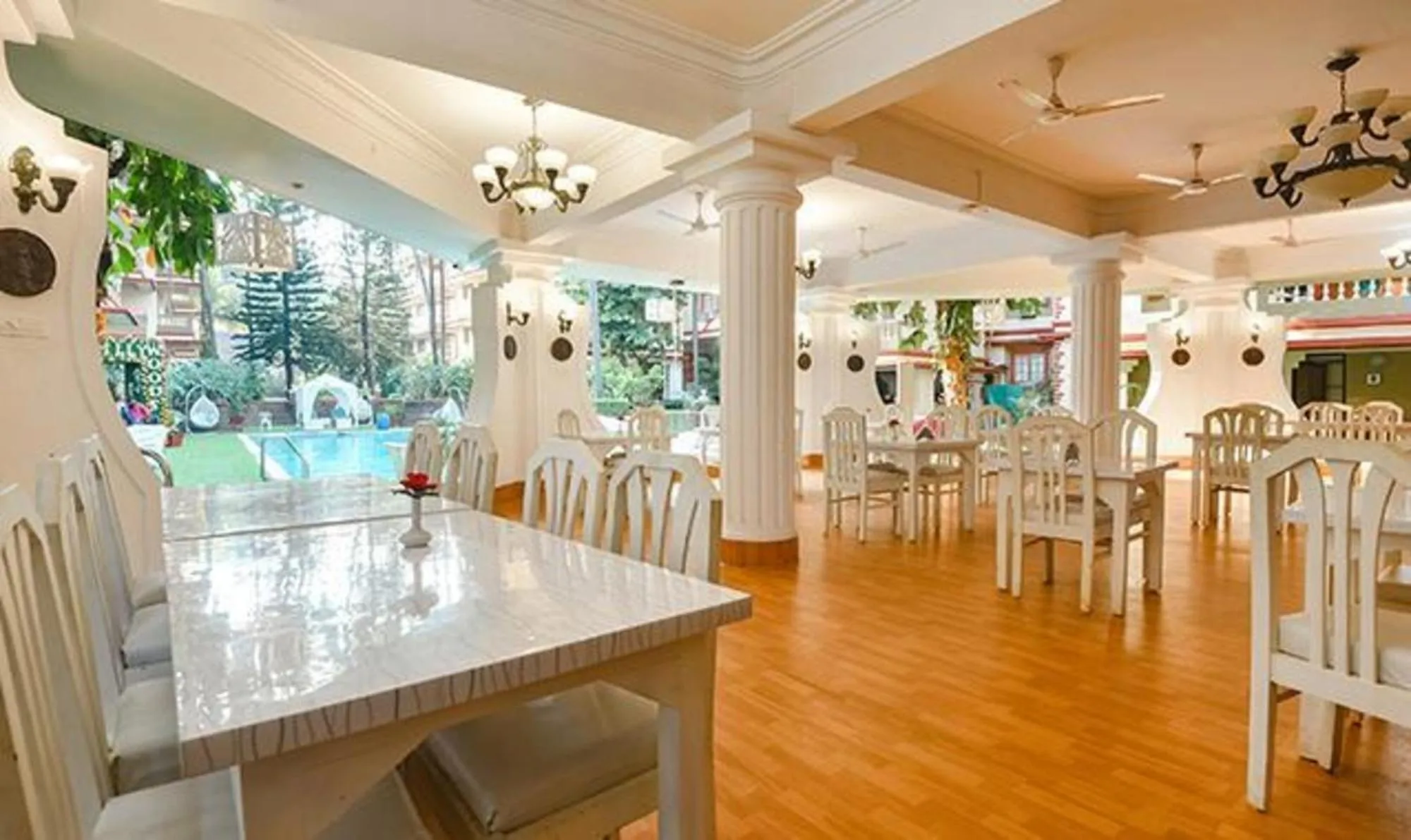 Restaurant/places to eat in Via Toro Highland Beach Resort With Pool - 500M From Candolim Beach
