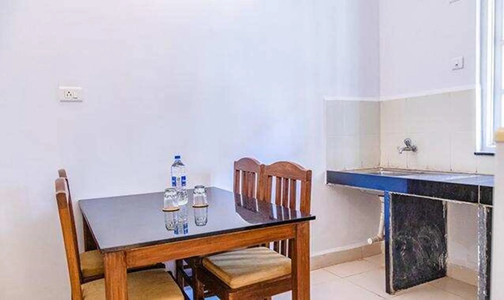 Dining area in Via Toro Highland Beach Resort With Pool - 500M From Candolim Beach