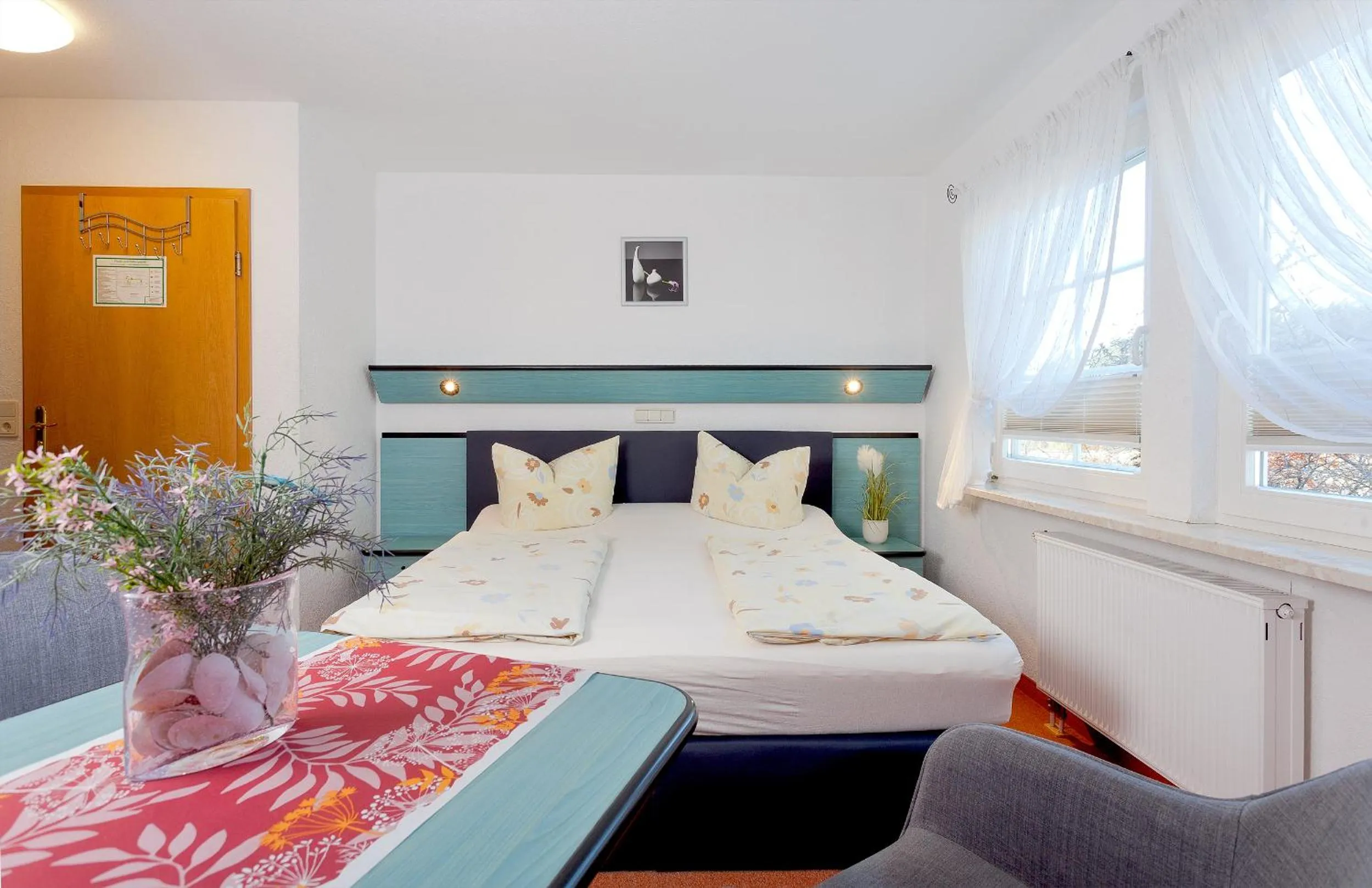 Bed in Strandhotel Sanddorn