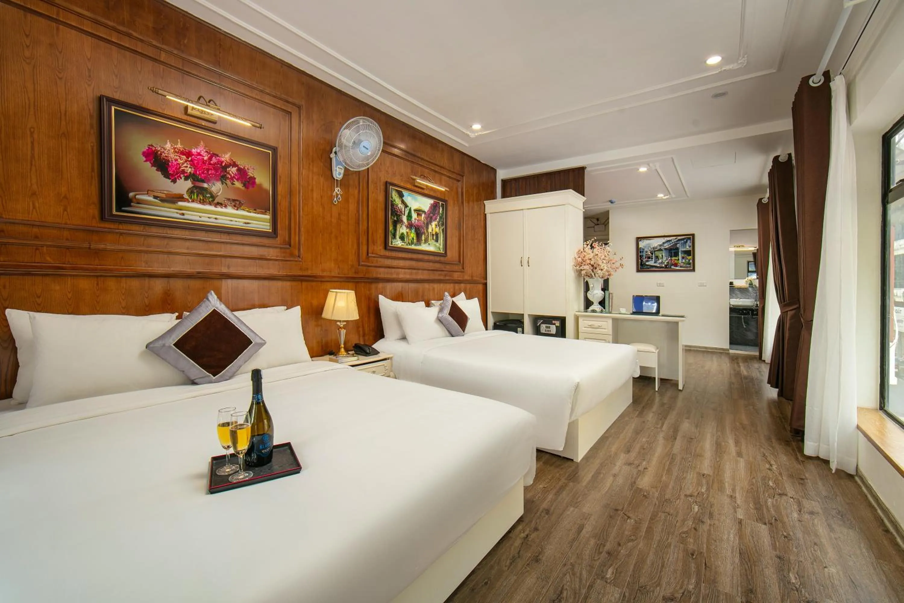 Bed in TrangTrang Classy Hotel