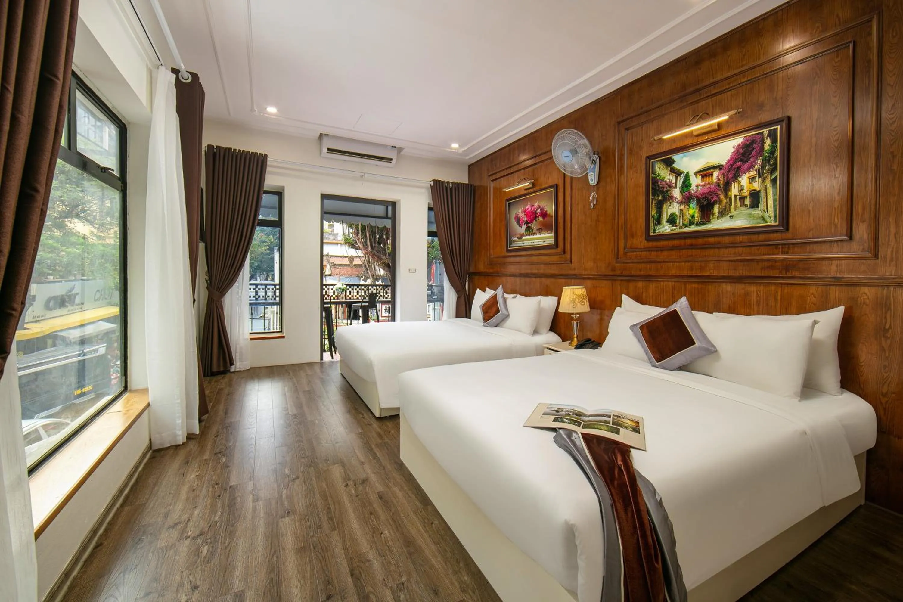 Bed in TrangTrang Classy Hotel