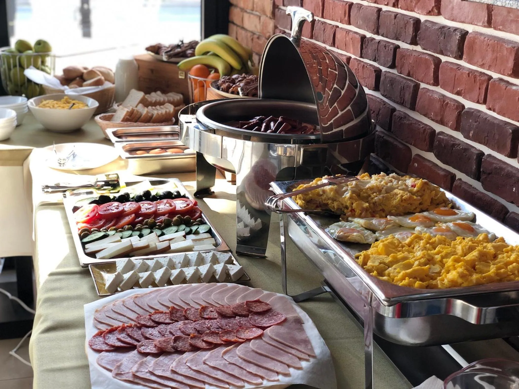 Food and drinks in Sonio Boutique Hotel