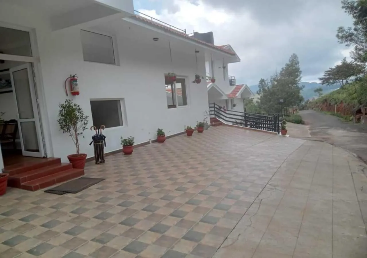 Parking in Sleeping Beauty by Nature Resorts and Stays