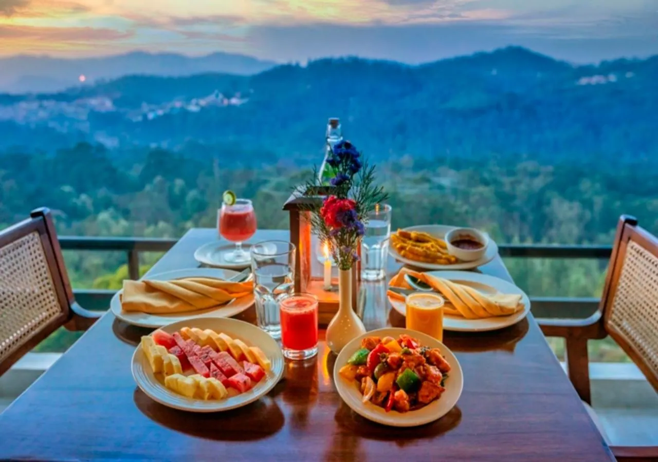 Restaurant/places to eat in Sleeping Beauty by Nature Resorts and Stays