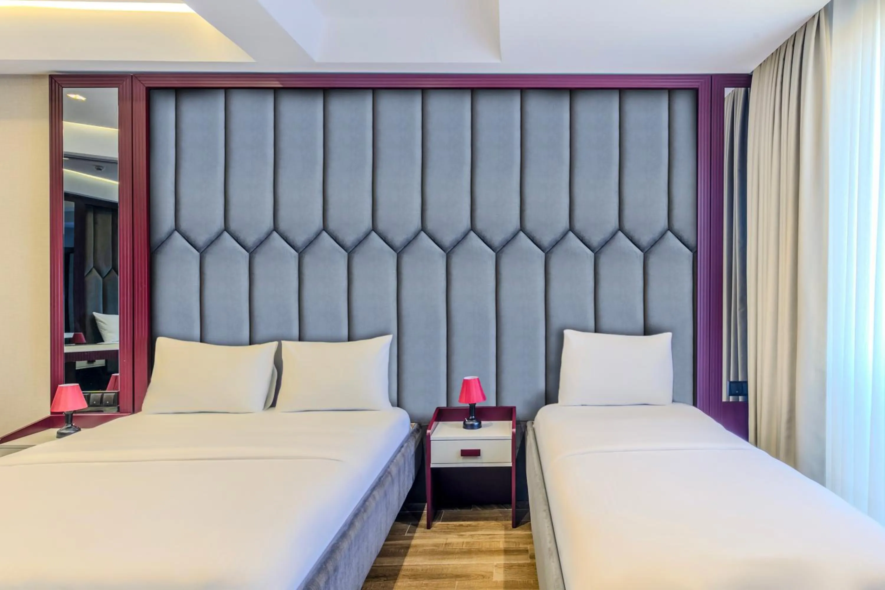 Bed in Heaven Premium Hotel Restaurant & Airport Shuttle