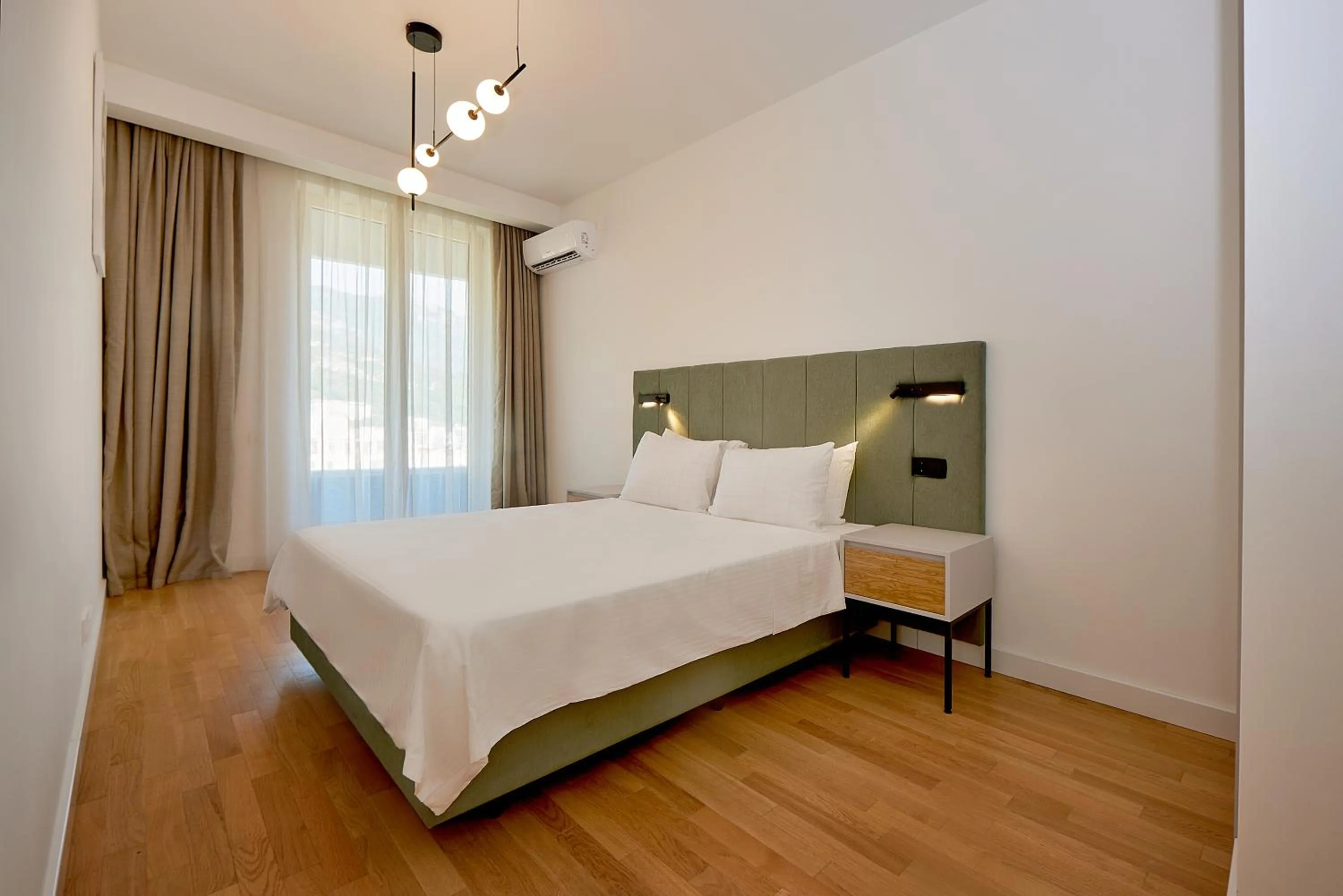 Bed in Skyline resort