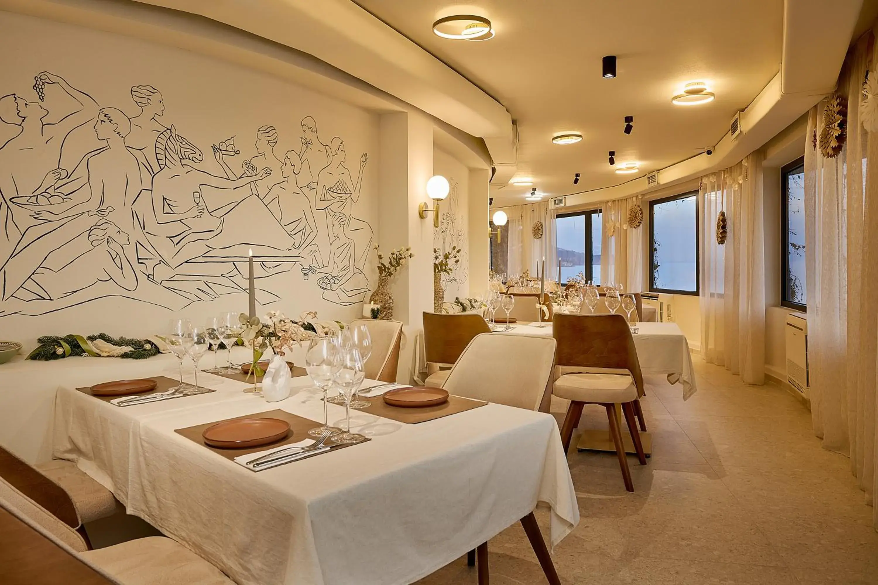 Restaurant/places to eat in Skyline resort Restaurant/places to eat in Skyline resort