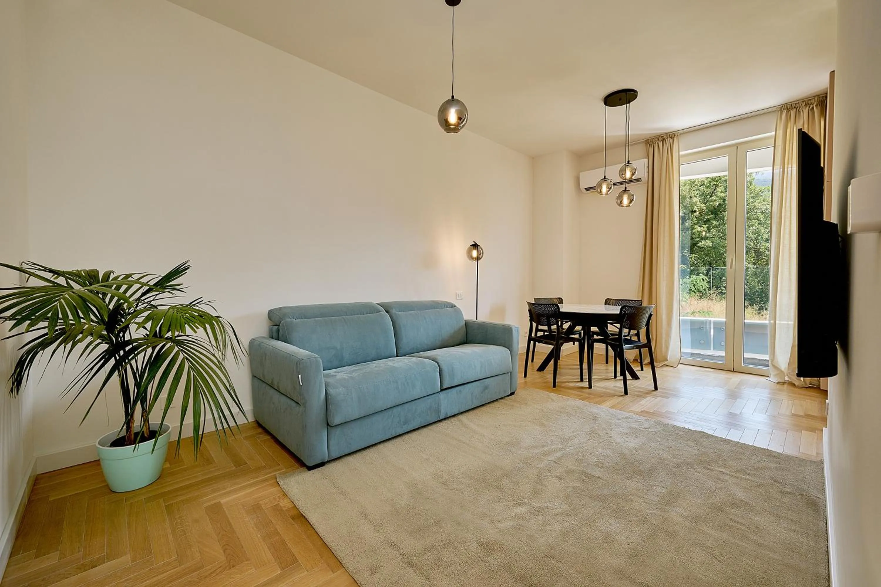 Living room in Skyline resort