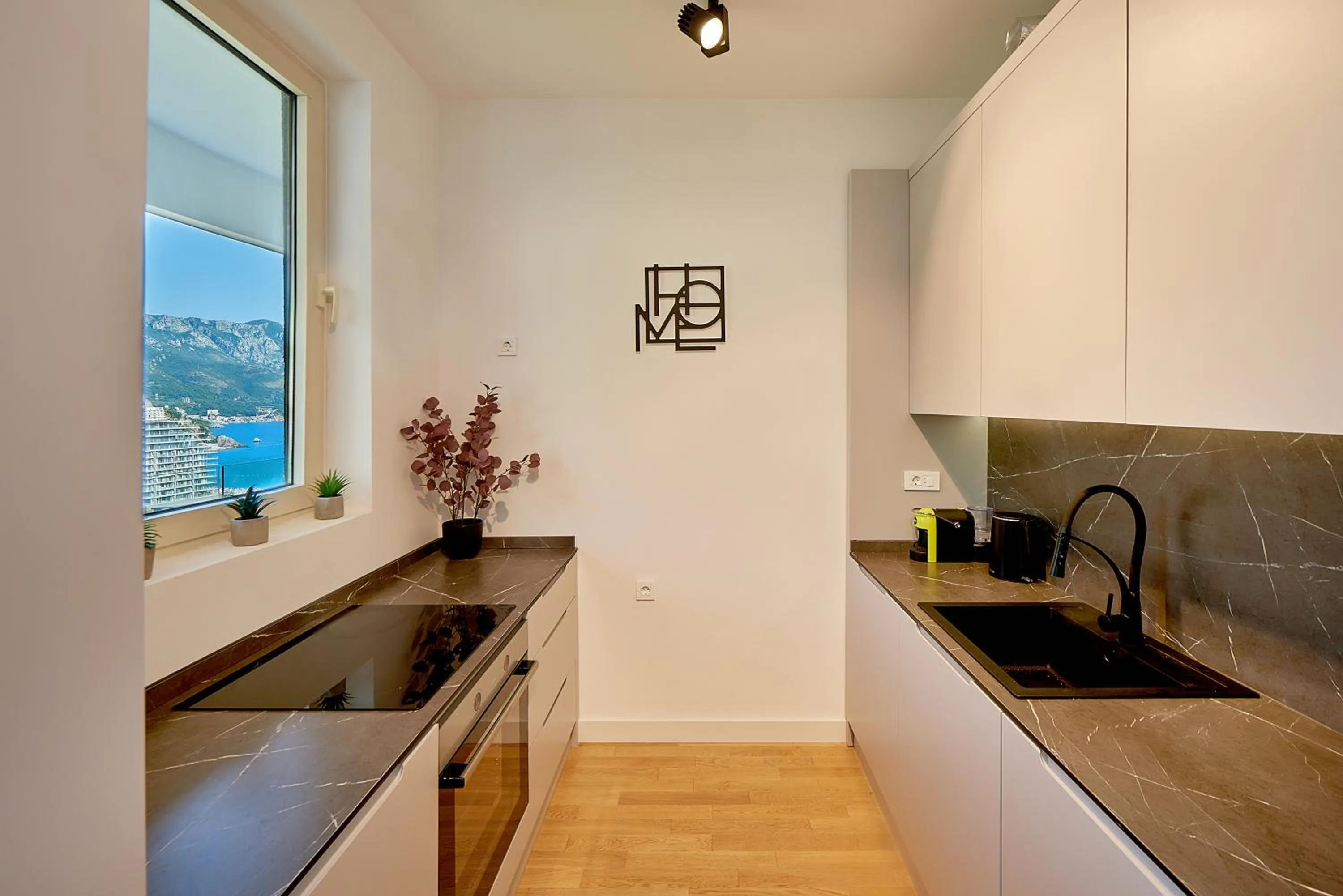 Kitchen or kitchenette in Skyline resort