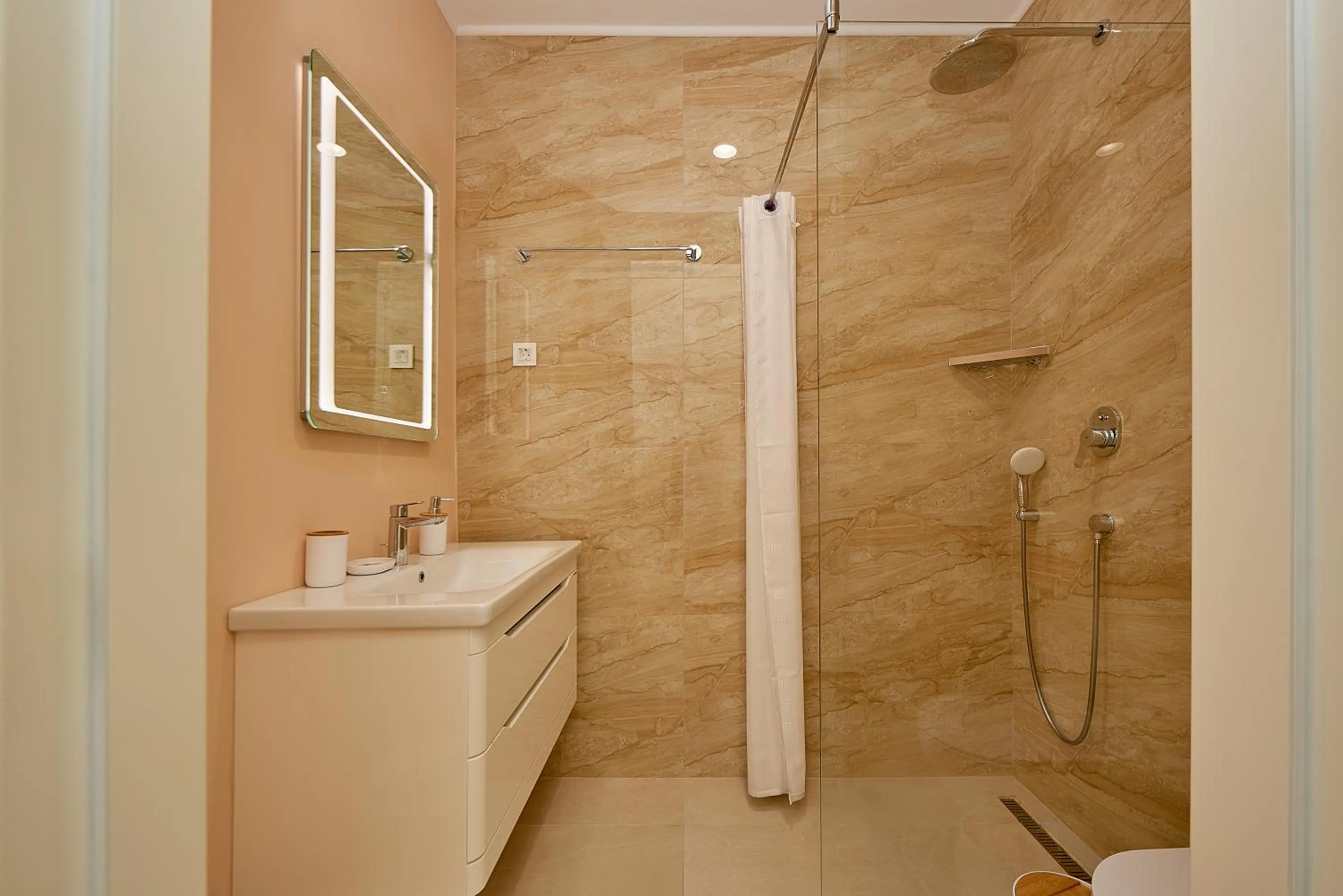 Bathroom in Skyline resort