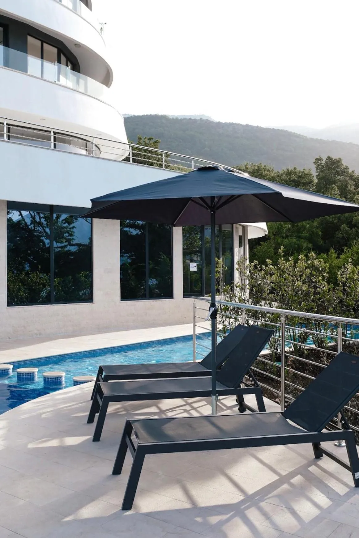 Day in Skyline resort