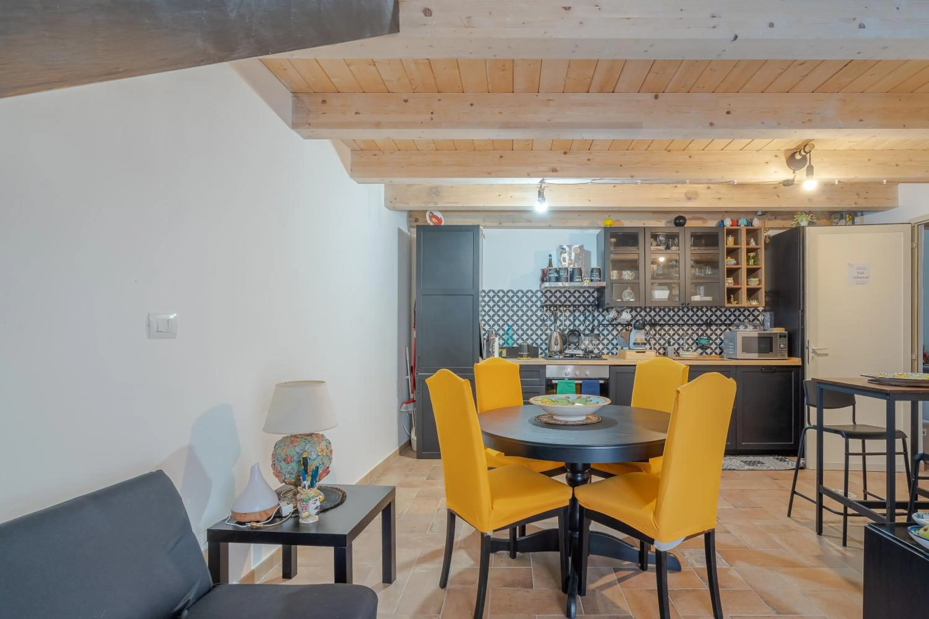 Dining Area in La Mora B&b